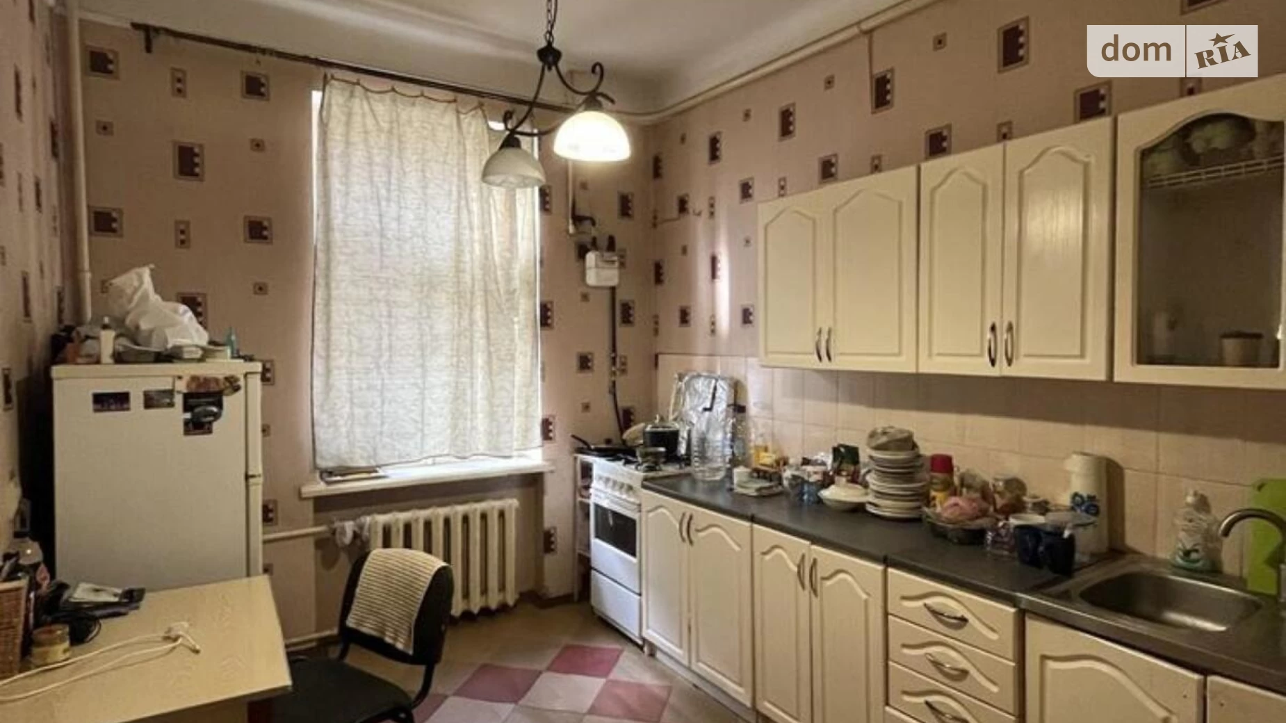 Продается 2-комнатная квартира 47 кв. м в Днепре, ул. Малиновского Маршала
