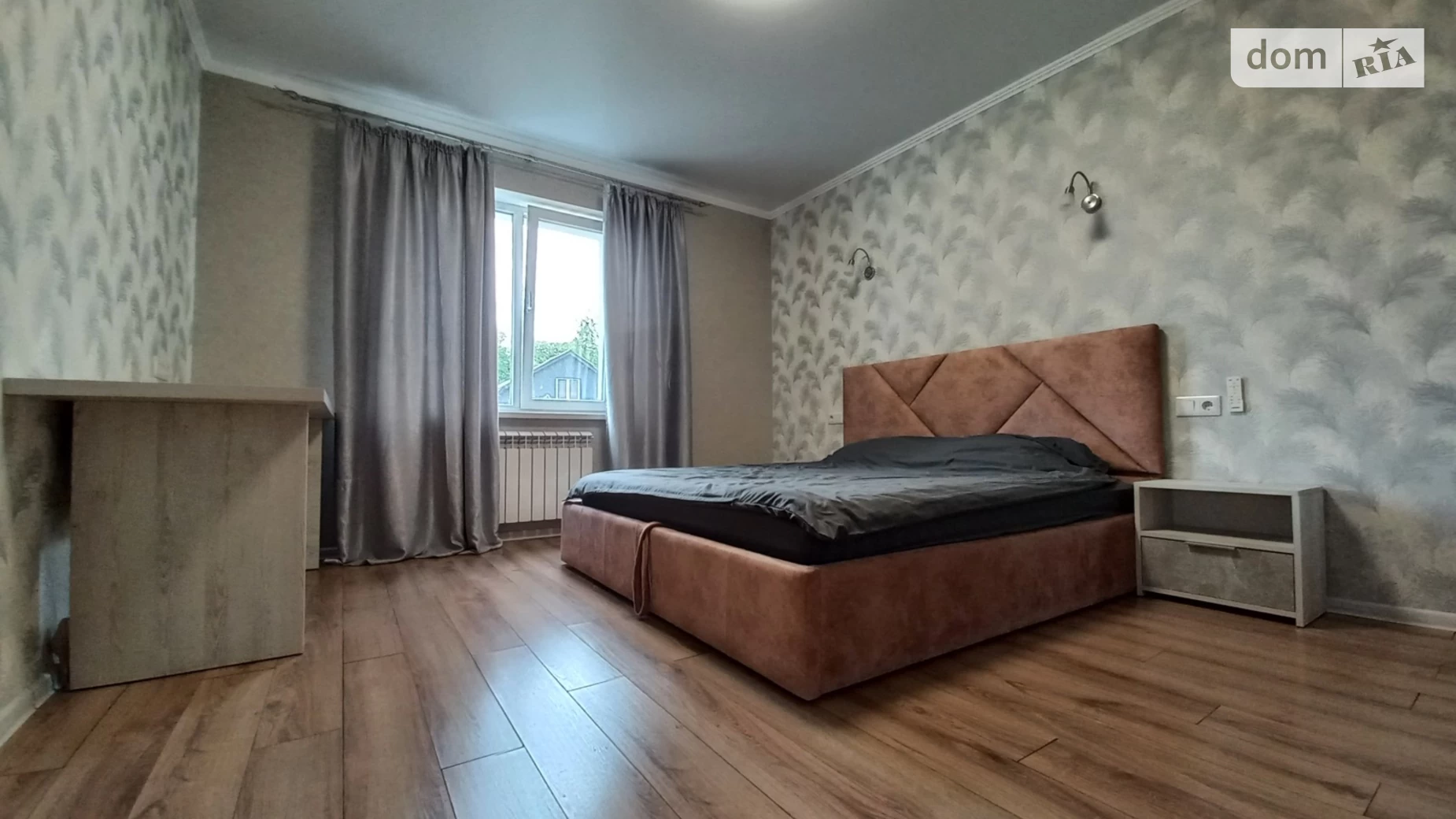 Продается 2-комнатная квартира 82 кв. м в Калиновке, ул. Першутова