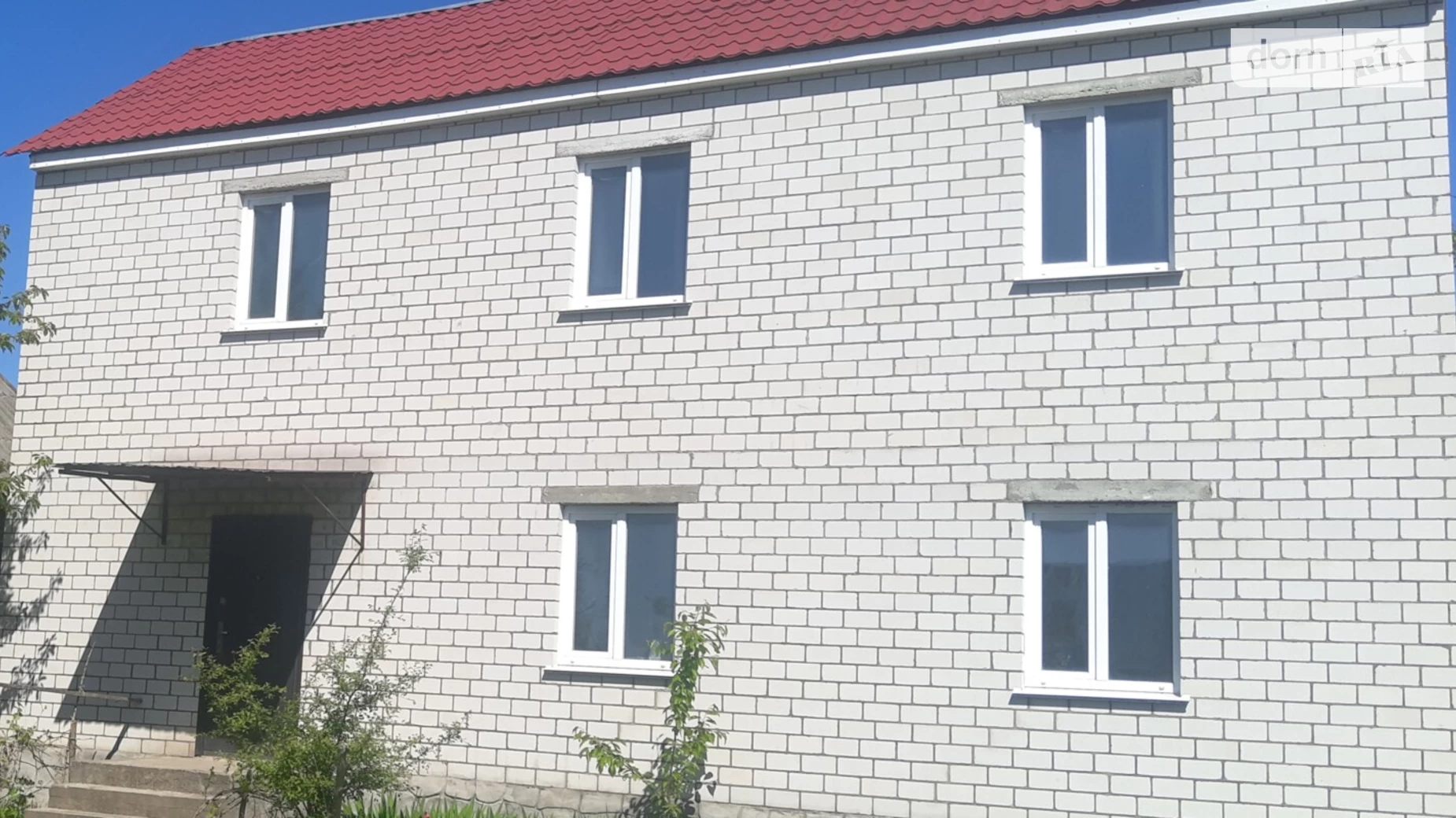 Продается дом на 2 этажа 112 кв. м с баней/сауной, цена: 43000 $ - фото 2