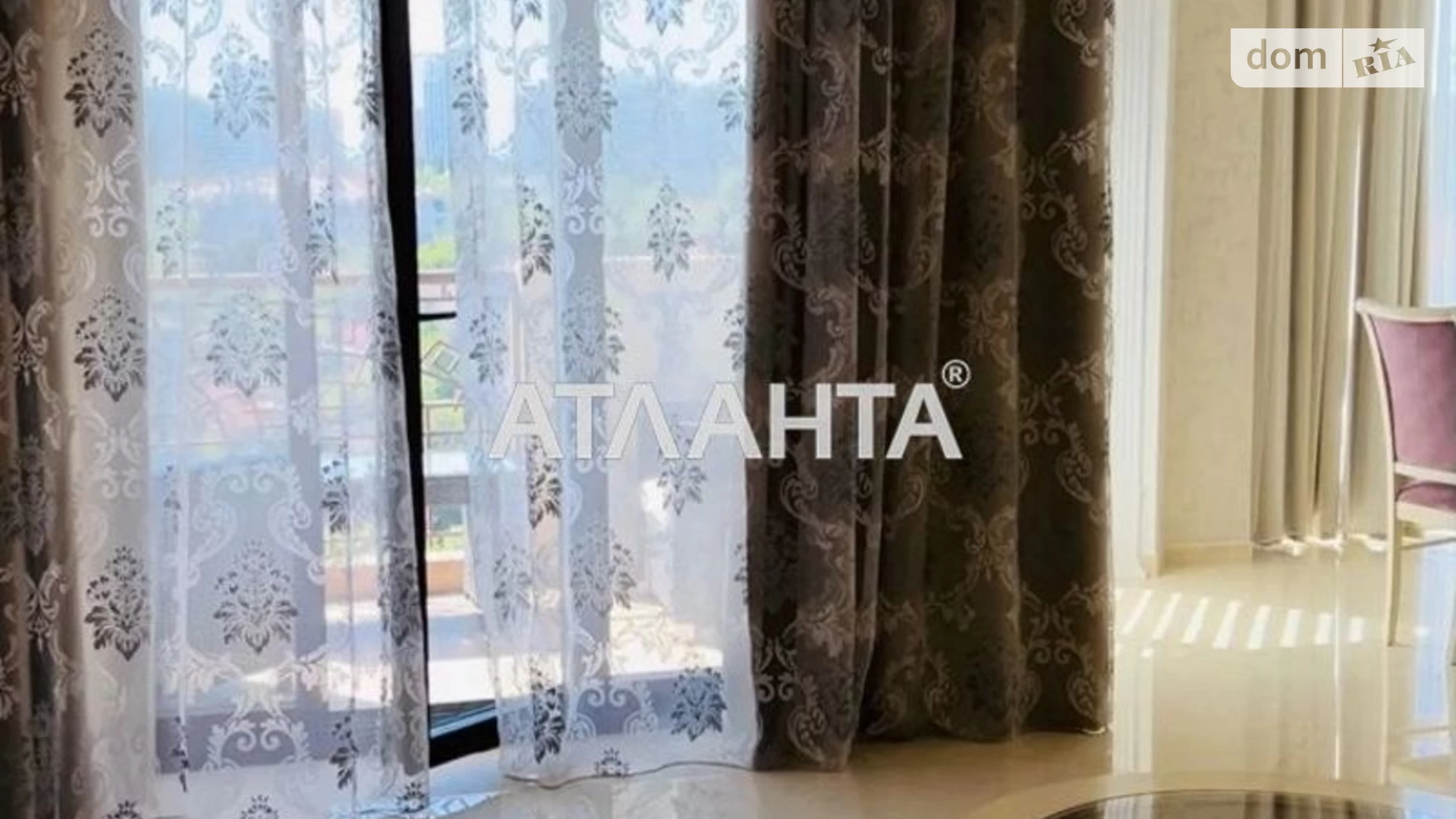 Продается 2-комнатная квартира 120 кв. м в Одессе, ул. Тенистая