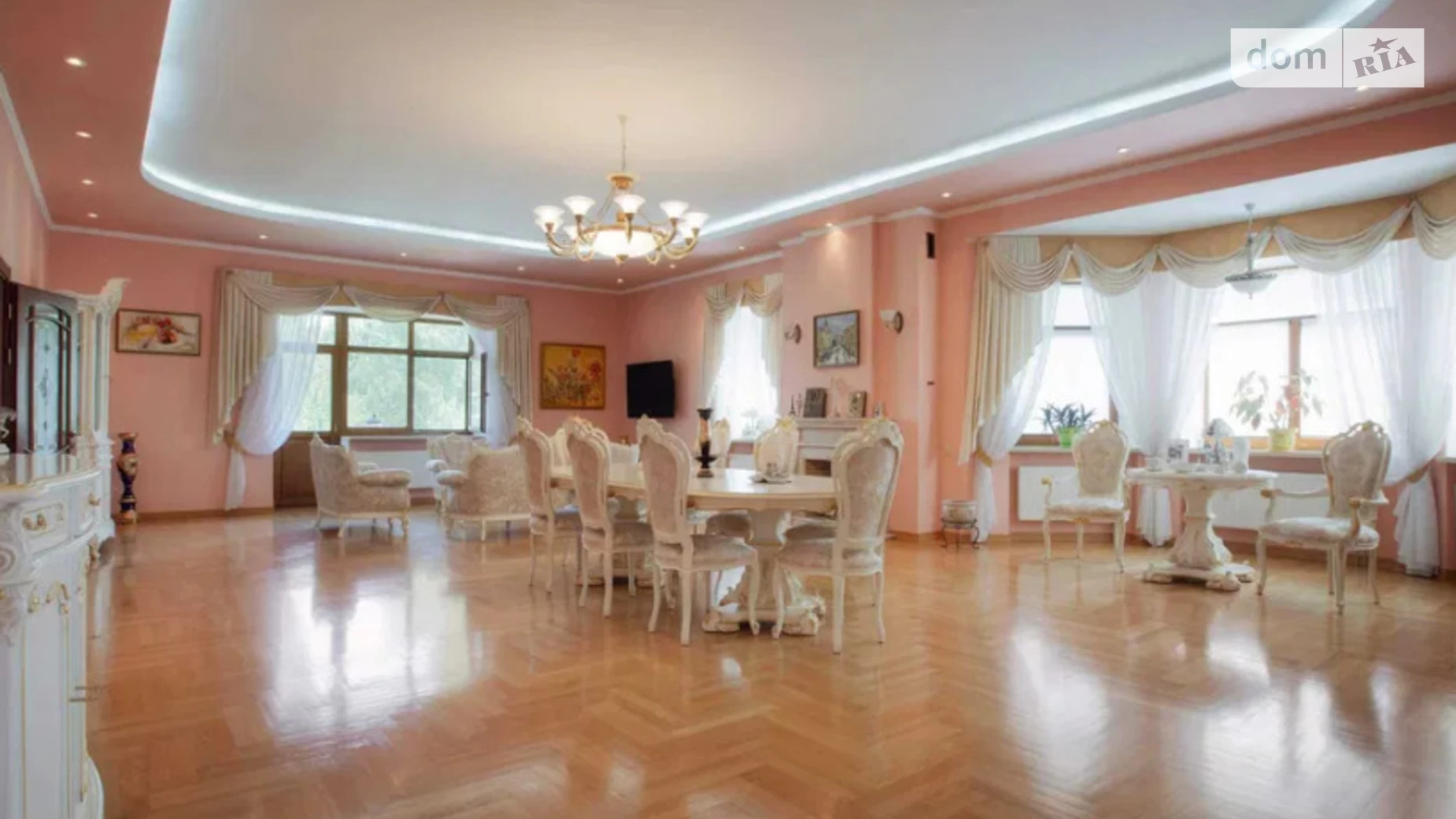 Продается дом на 2 этажа 1000 кв. м с камином, ул. Лесная
