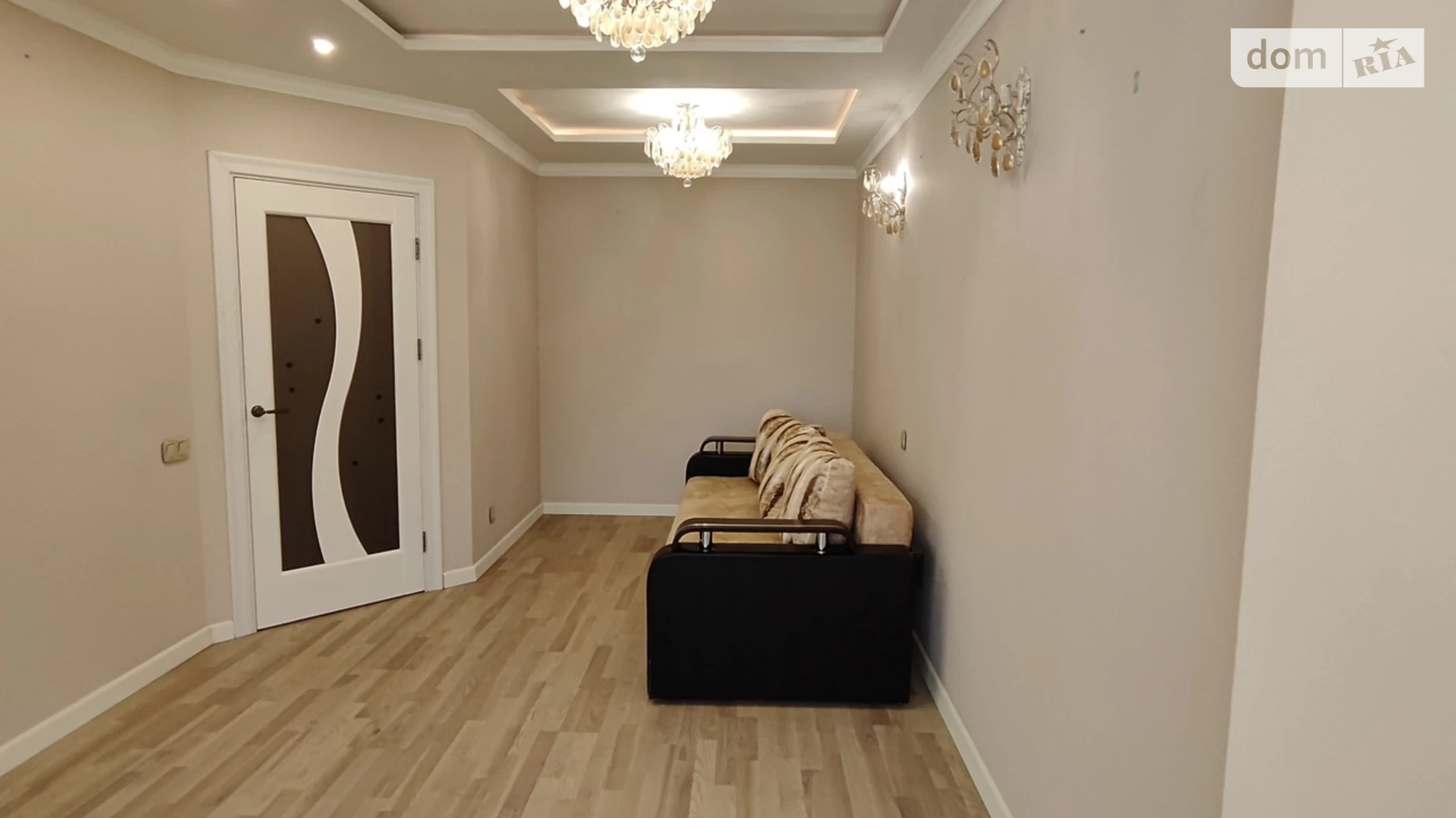 Продается 1-комнатная квартира 42.5 кв. м в Житомире