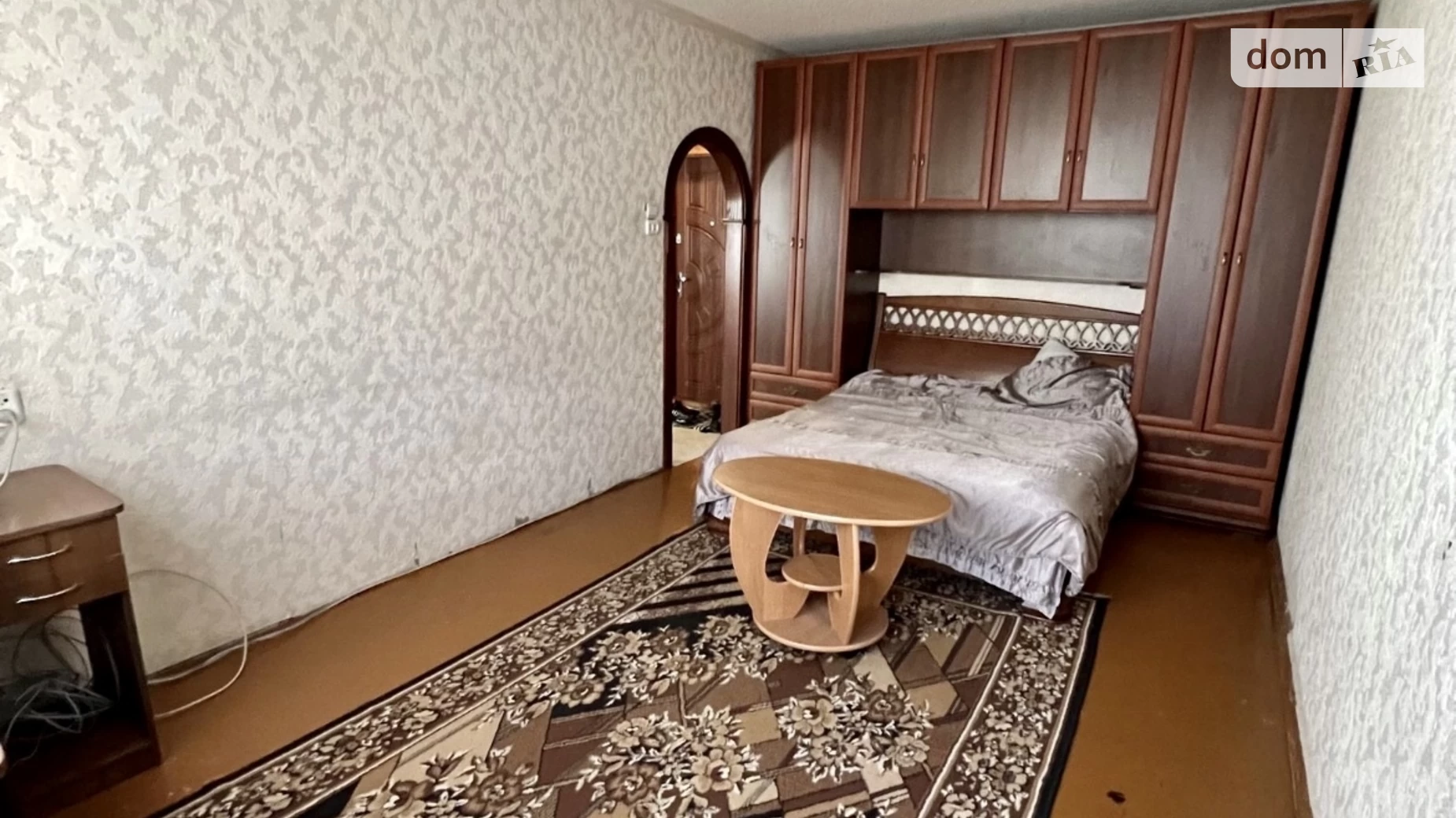 Продается 1-комнатная квартира 36 кв. м в Белой Церкви, ул. Митрофанова, 2