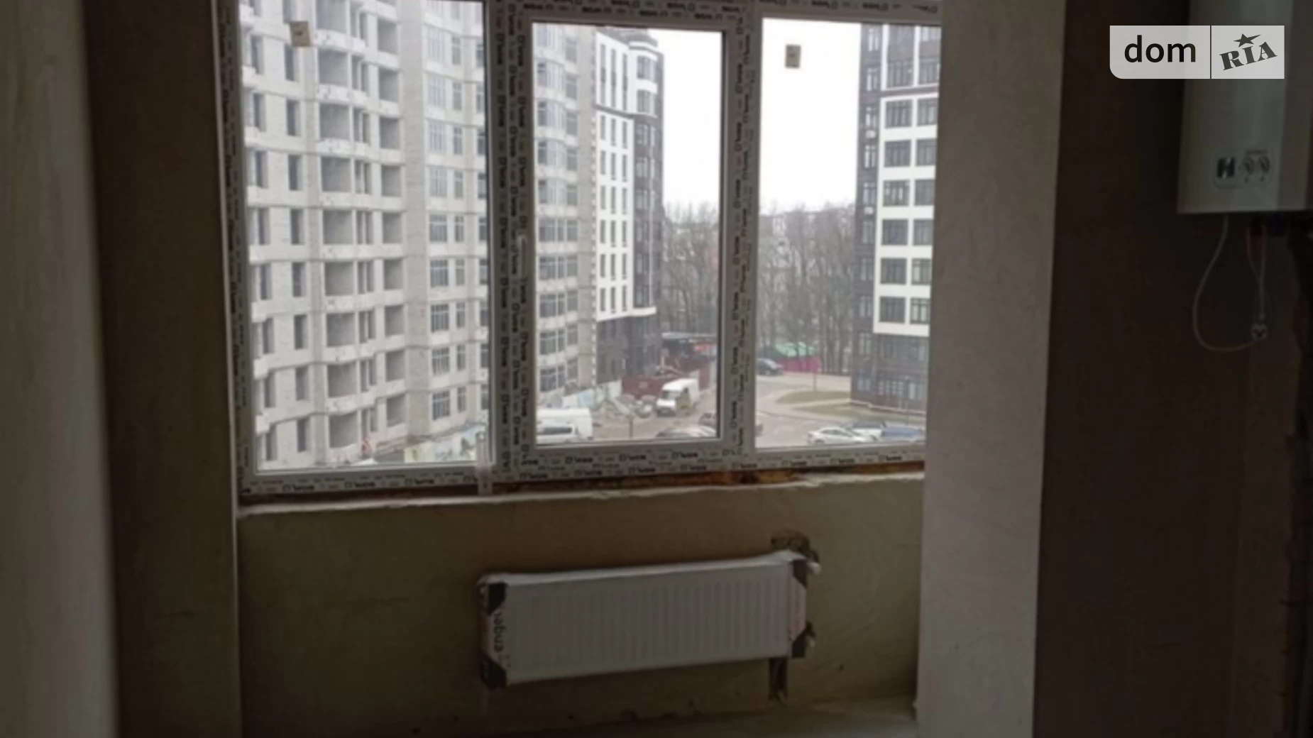 Продается 1-комнатная квартира 30.2 кв. м в Киеве, ул. Садовая, 51Б
