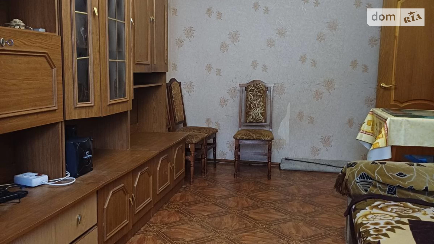 Продается 1-комнатная квартира 31 кв. м в Одессе, ул. Марсельская, 8