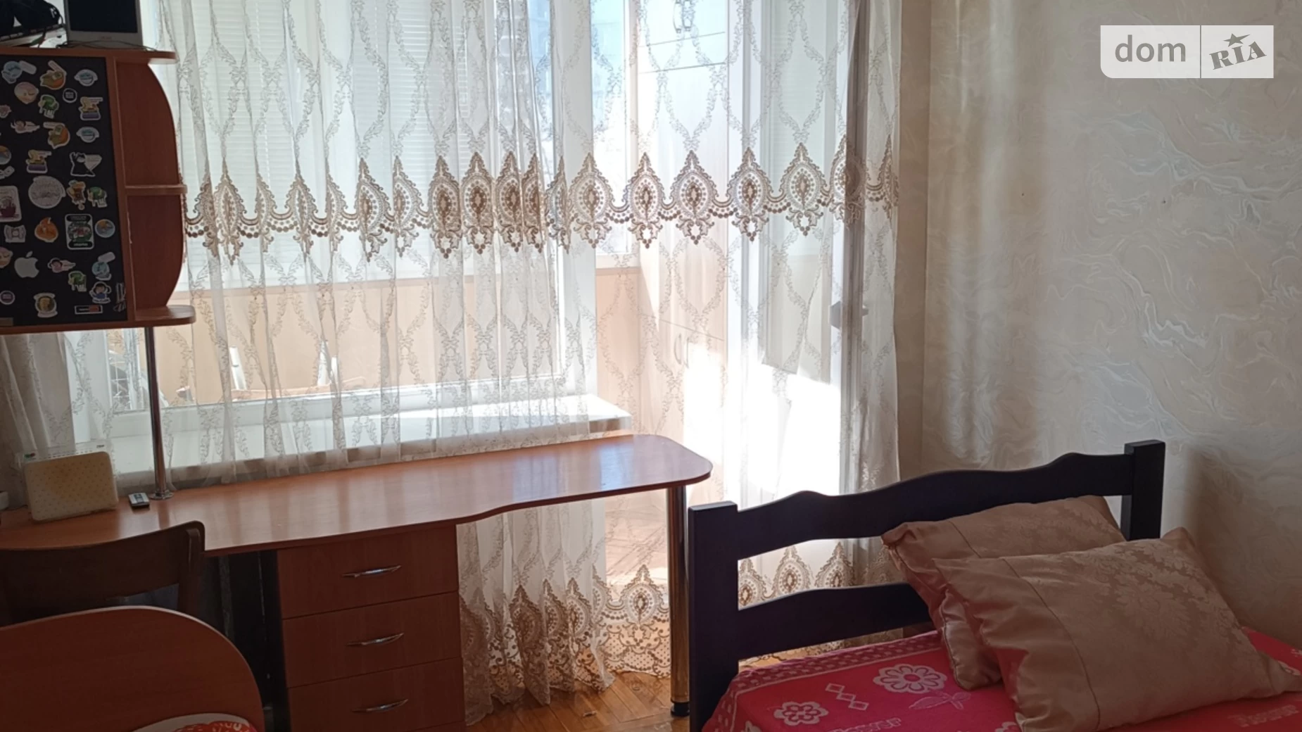 Продается 3-комнатная квартира 61 кв. м в Николаеве, бул. Бугский