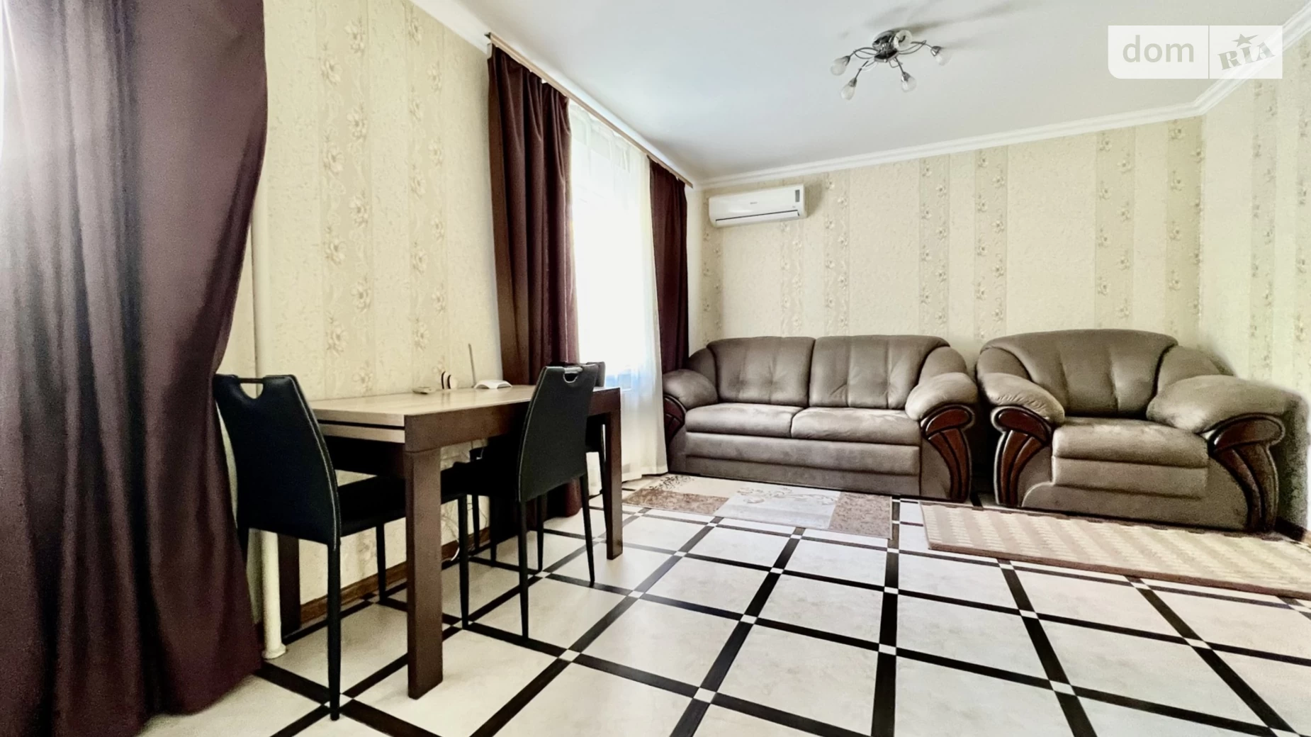 Продается 2-комнатная квартира 60 кв. м в Сумах, ул. Нижнехолодногорская