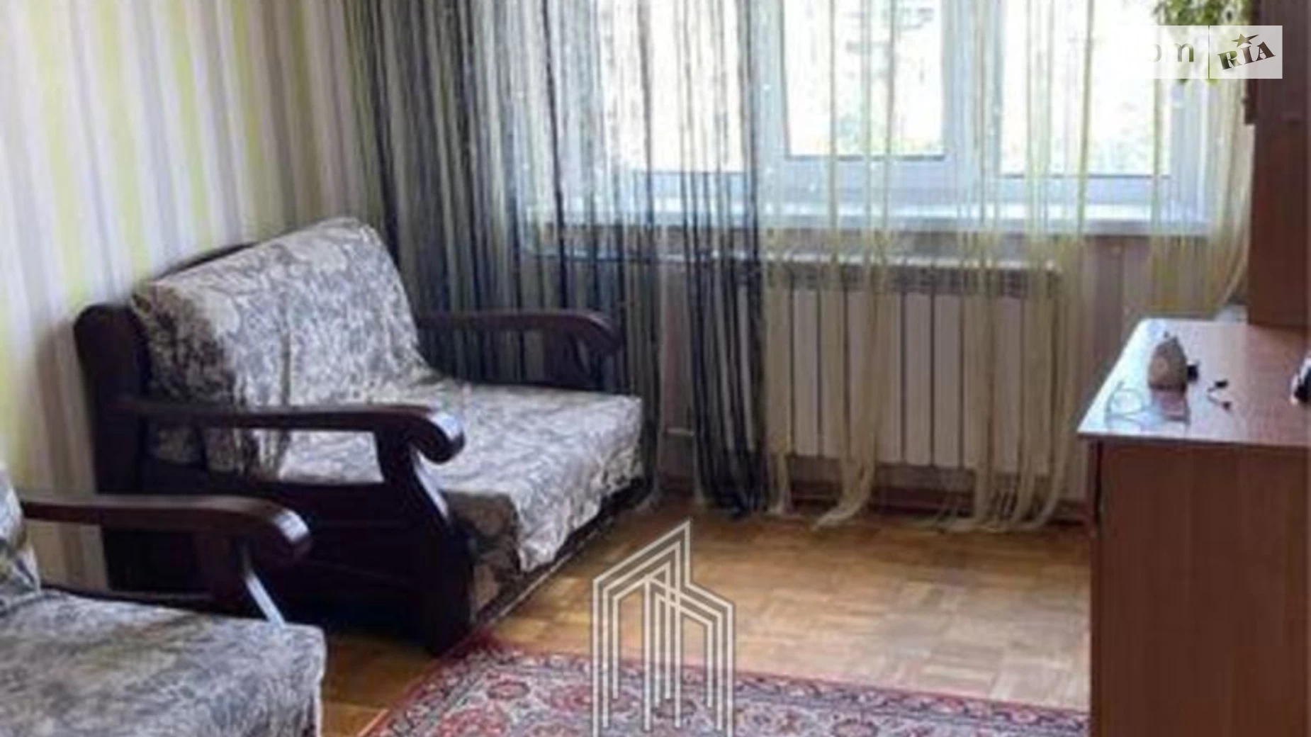 Продается 2-комнатная квартира 45 кв. м в Киеве, ул. Санаторная, 27