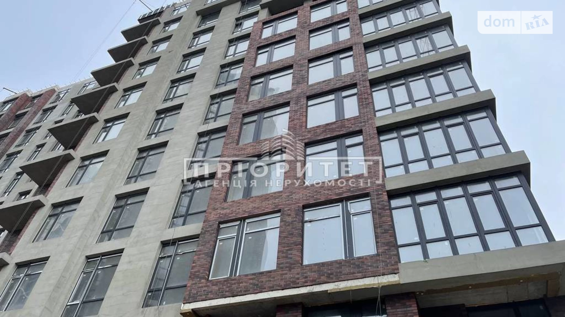 Продається 2-кімнатна квартира 68 кв. м у Одесі, Фонтанська дор. - фото 2