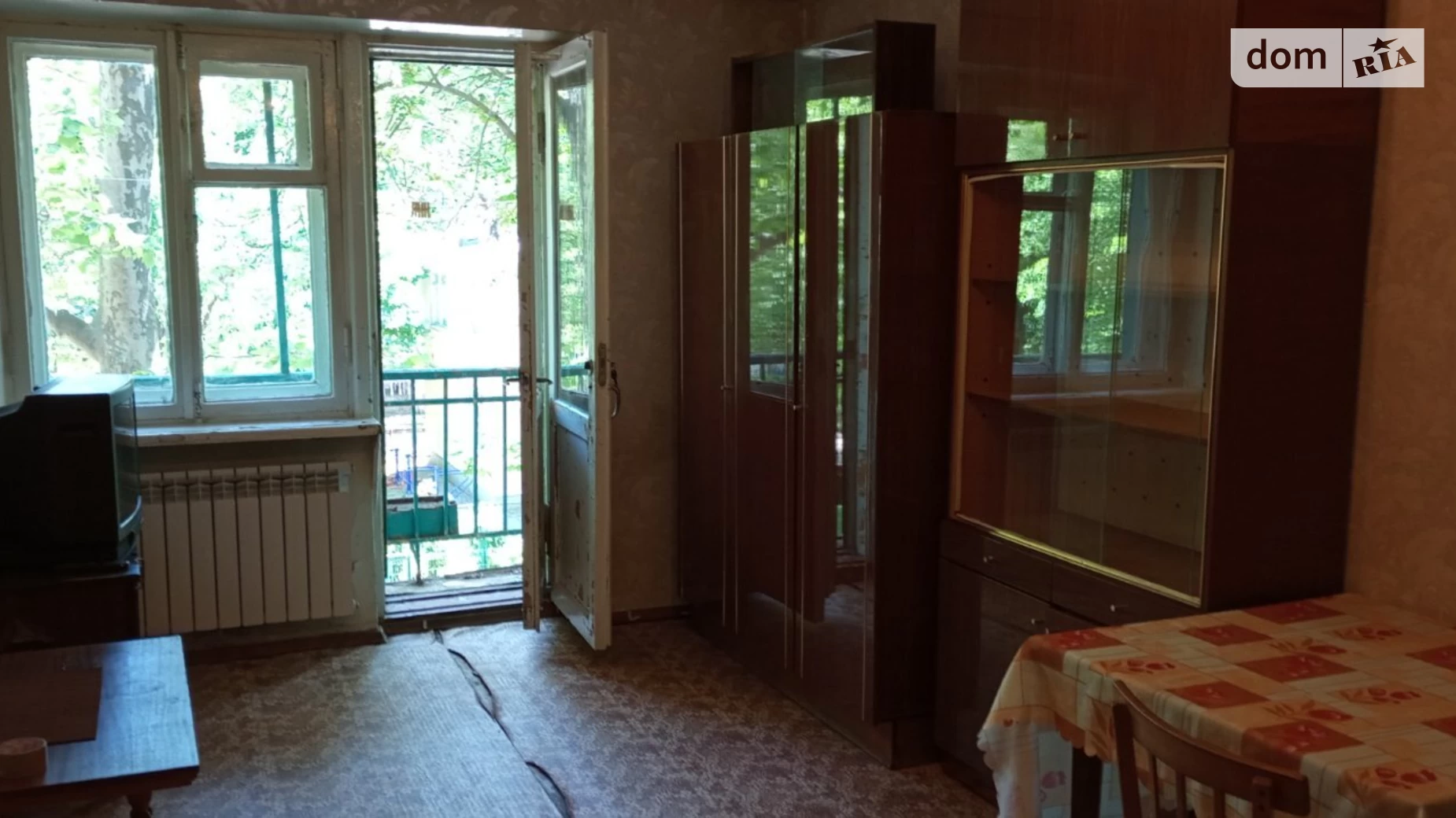 Продається 1-кімнатна квартира 32 кв. м у Одесі, вул. Варненська