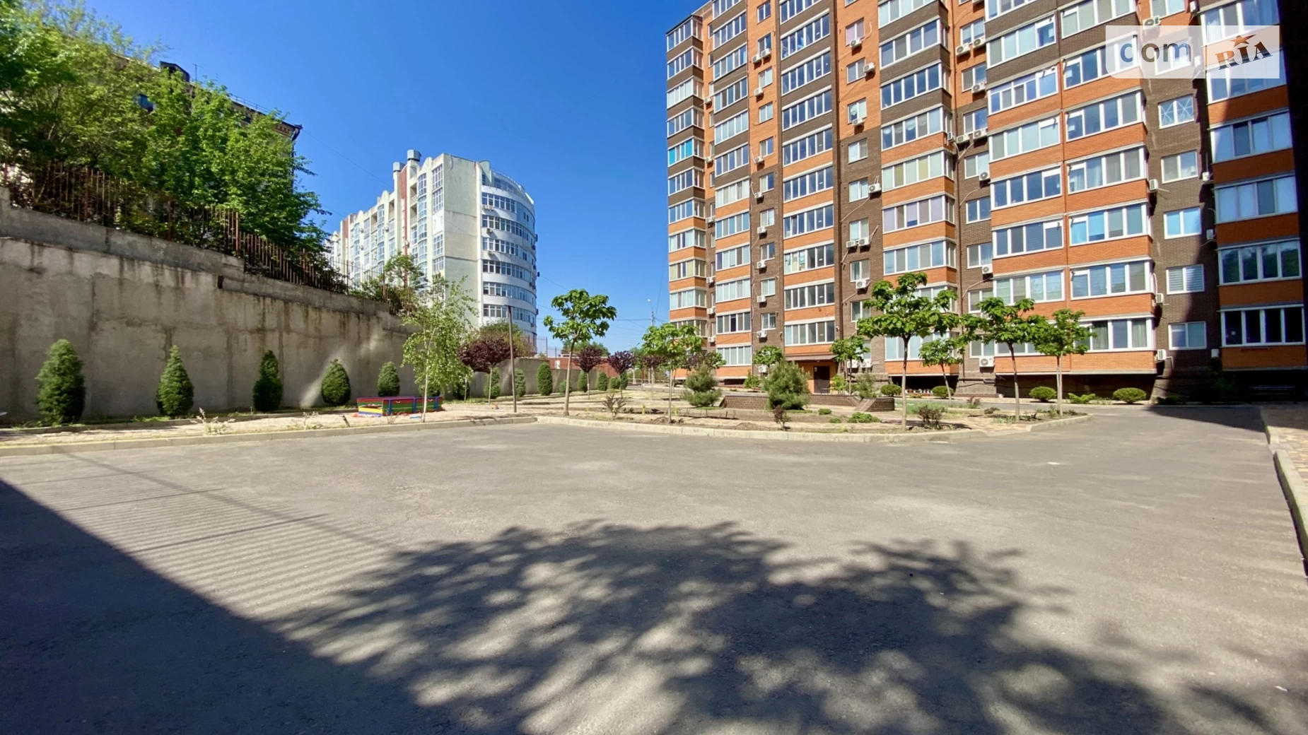 Продается 1-комнатная квартира 69.7 кв. м в Николаеве, ул. Мостостроителей, 18 - фото 2