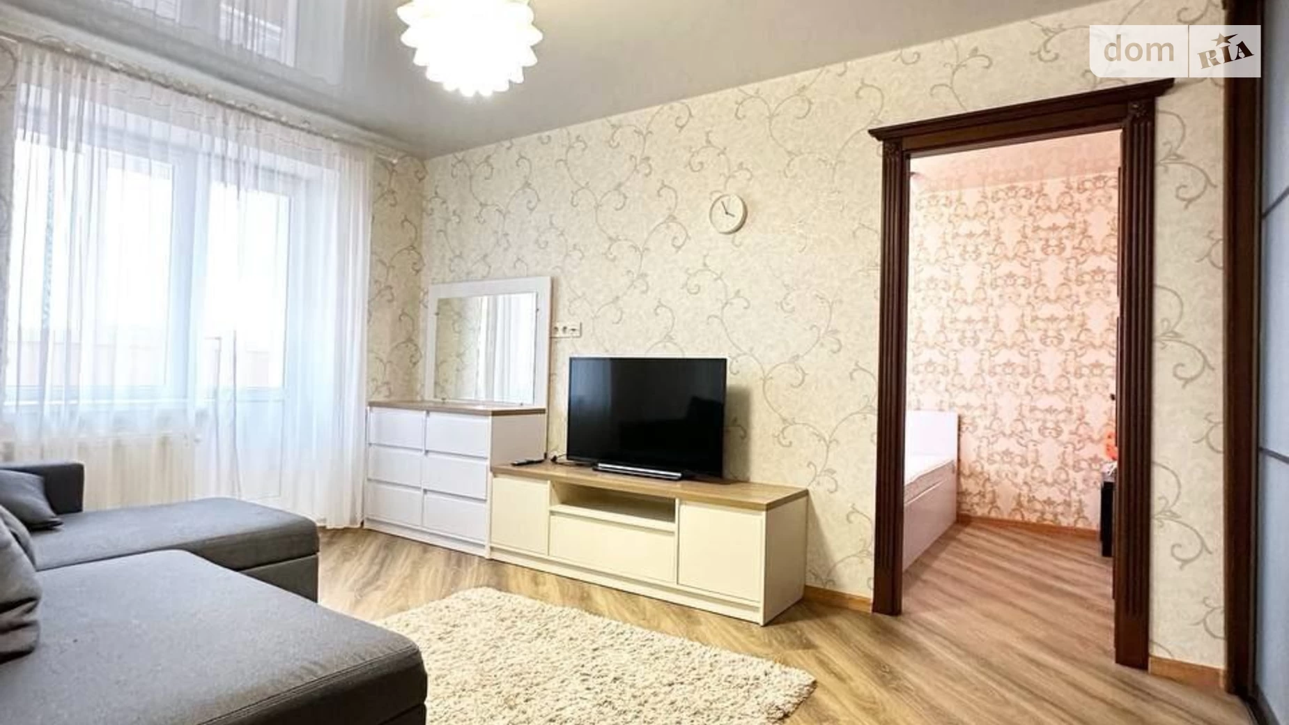Продається 2-кімнатна квартира 44.08 кв. м у Сумах, вул. Куликівська