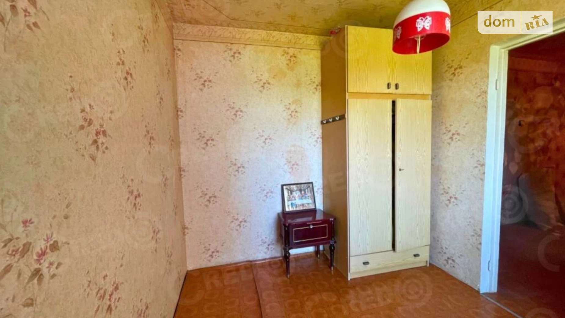 Продается 3-комнатная квартира 59.2 кв. м в Кривом Роге, ул. Куприна