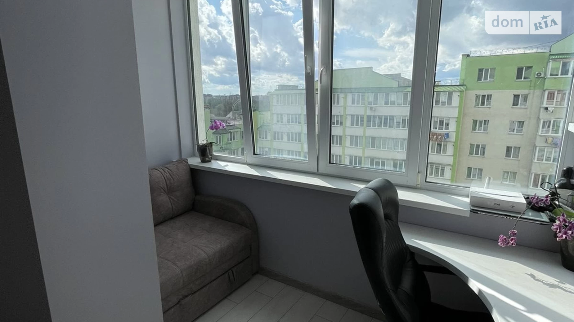 Продается 1-комнатная квартира 45 кв. м в Хмельницком, ул. Трудовая