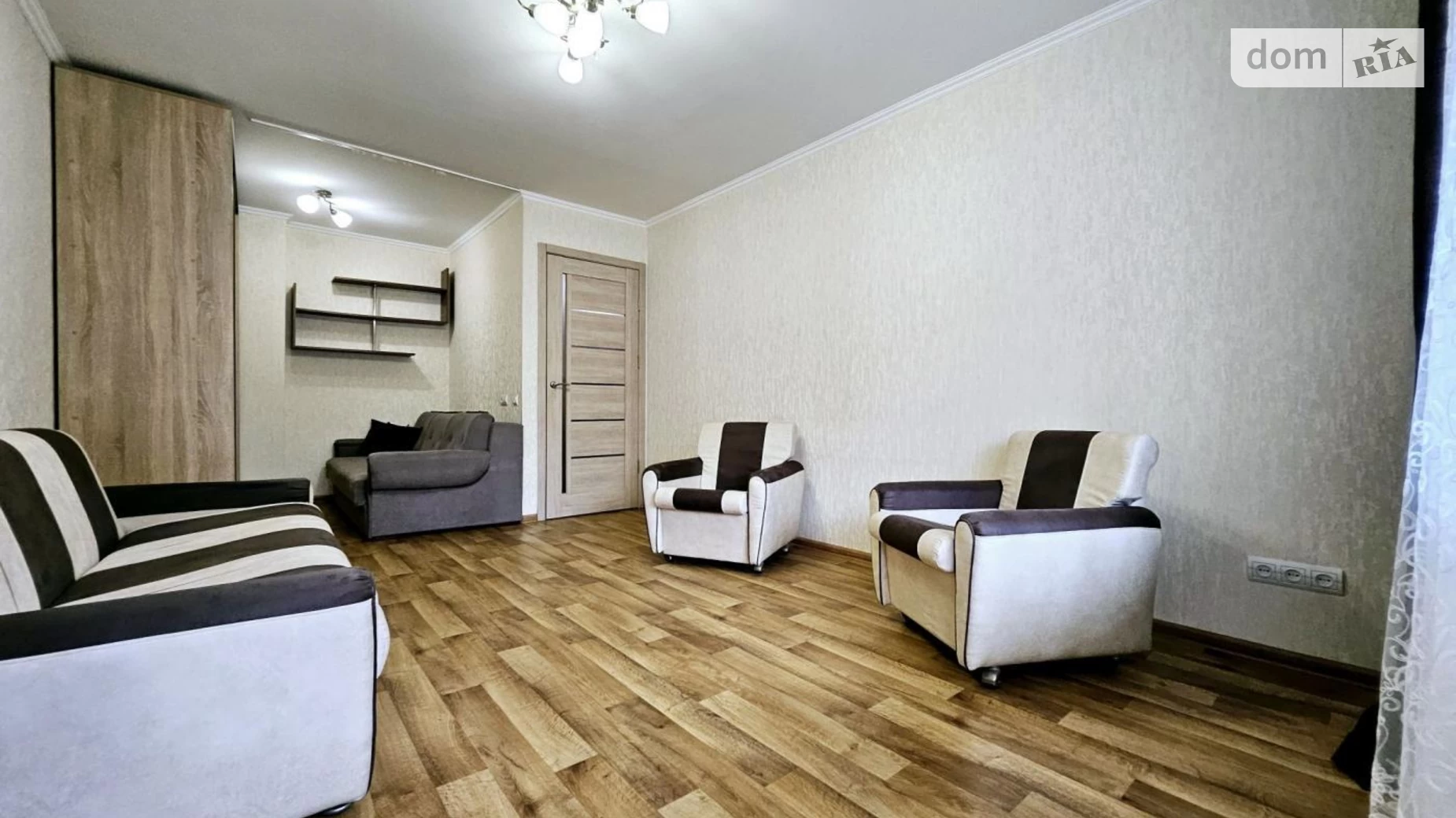 Продается 1-комнатная квартира 45 кв. м в Днепре, ул. Алексеенко Надежды - фото 2