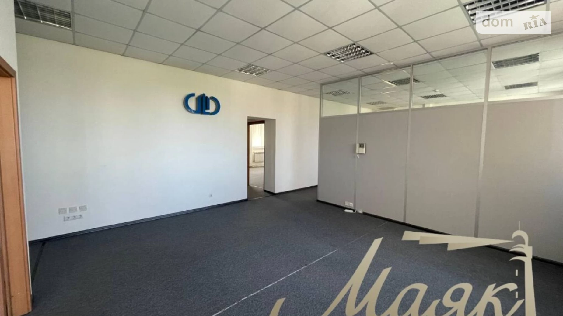 Здається в оренду офіс 190 кв. м в бізнес-центрі, цена: 1900 $ - фото 4
