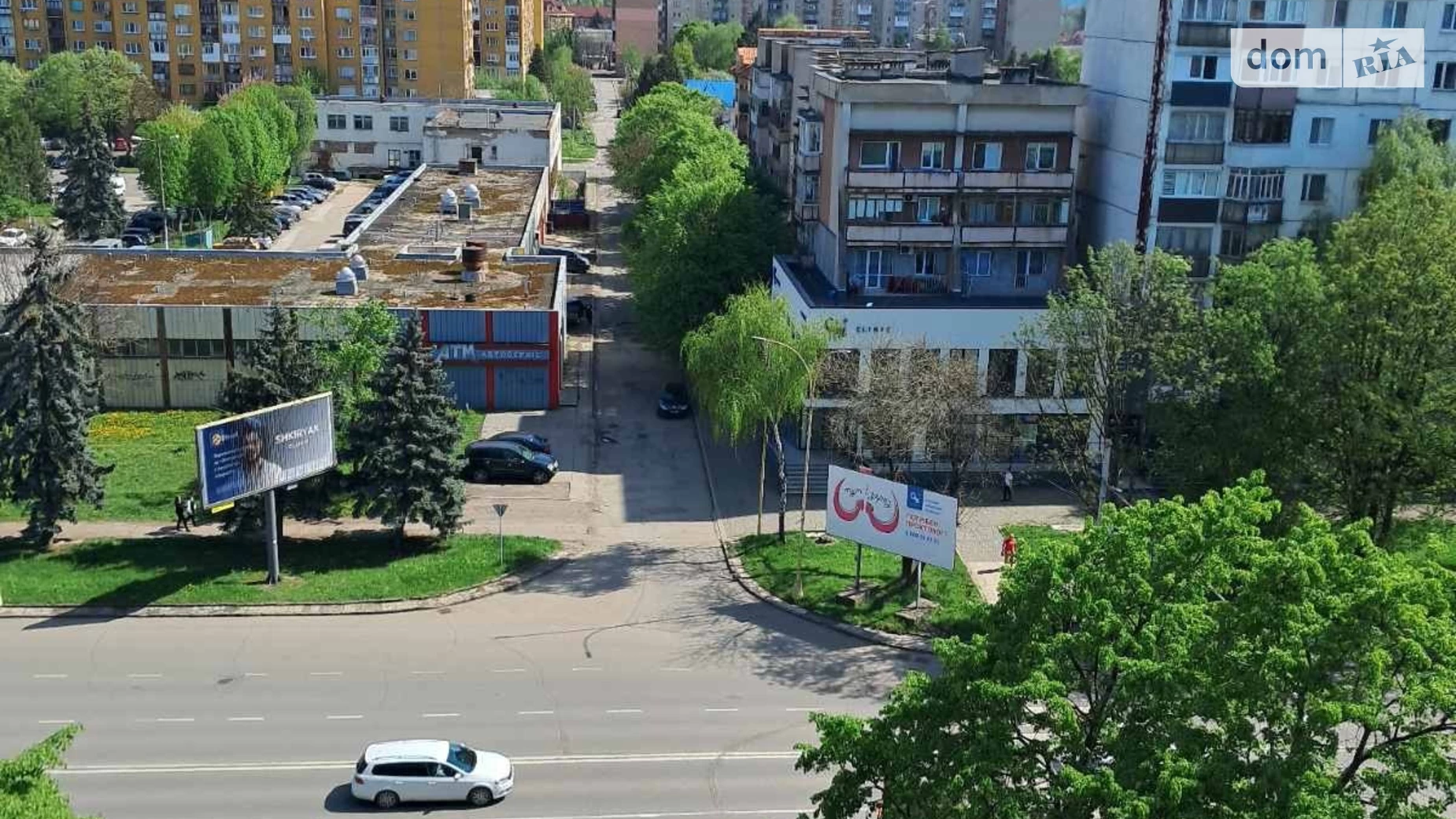 Продается 3-комнатная квартира 66 кв. м в Ужгороде, ул. Минайская