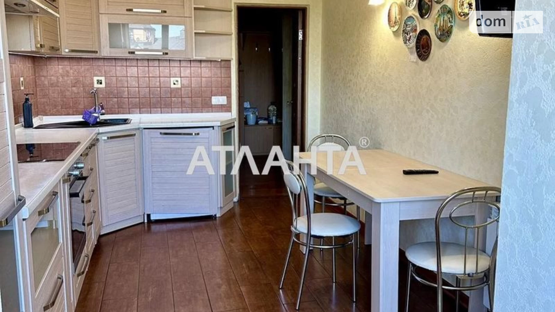 Продается 3-комнатная квартира 80 кв. м в Киеве, ул. Степана Рудницкого(Академика Вильямса)