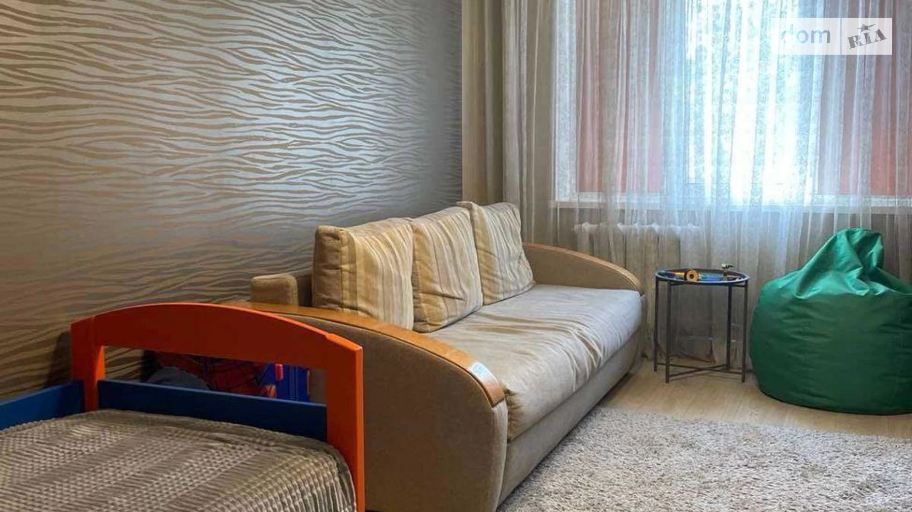 Продается 2-комнатная квартира 46 кв. м в Харькове, ул. Алексея Деревянко, 22А