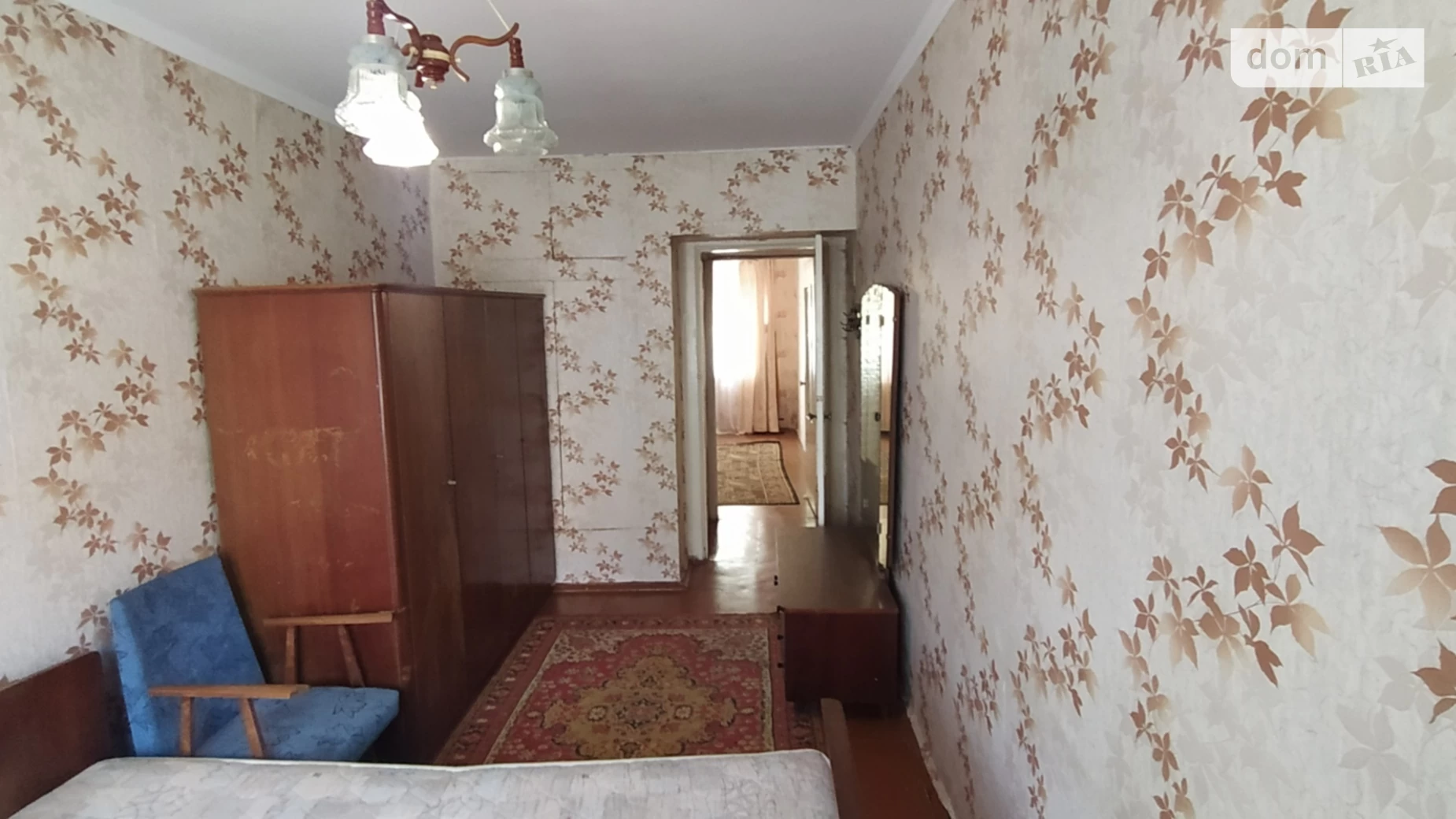 Продается 3-комнатная квартира 58 кв. м в Кривом Роге, ул. Героев АТО(Димитрова)