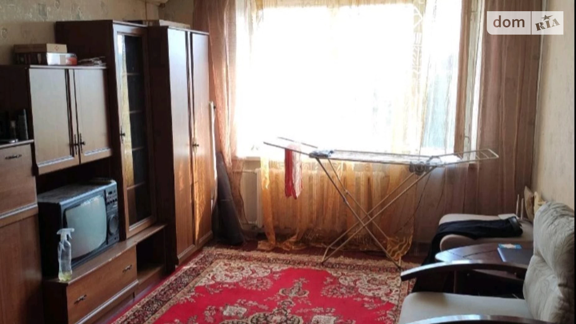 Продается 1-комнатная квартира 38 кв. м в Черновцах, ул. Героев Майдана