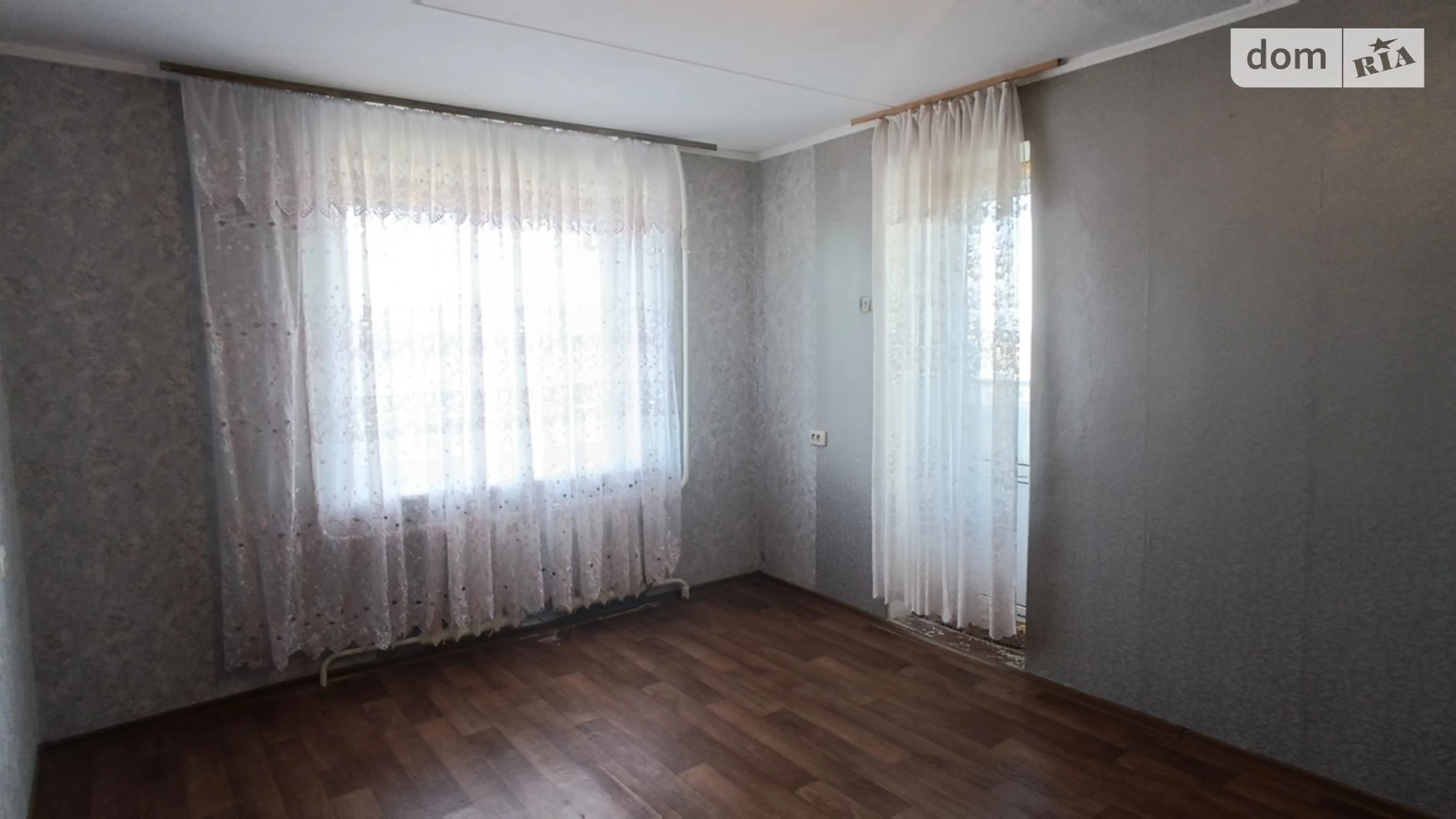 Продається 2-кімнатна квартира 47.4 кв. м у Миколаєві, вул. Космонавтів