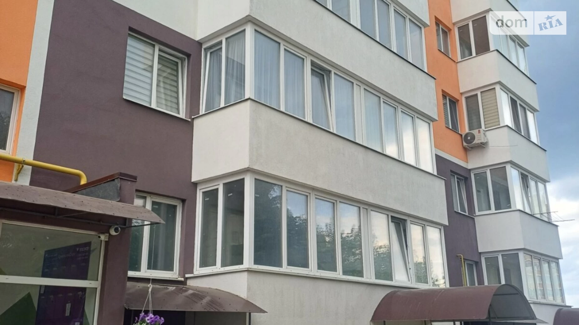 Продается 1-комнатная квартира 35 кв. м в Черновцах, ул. Черновола Вячеслава, 5 - фото 2