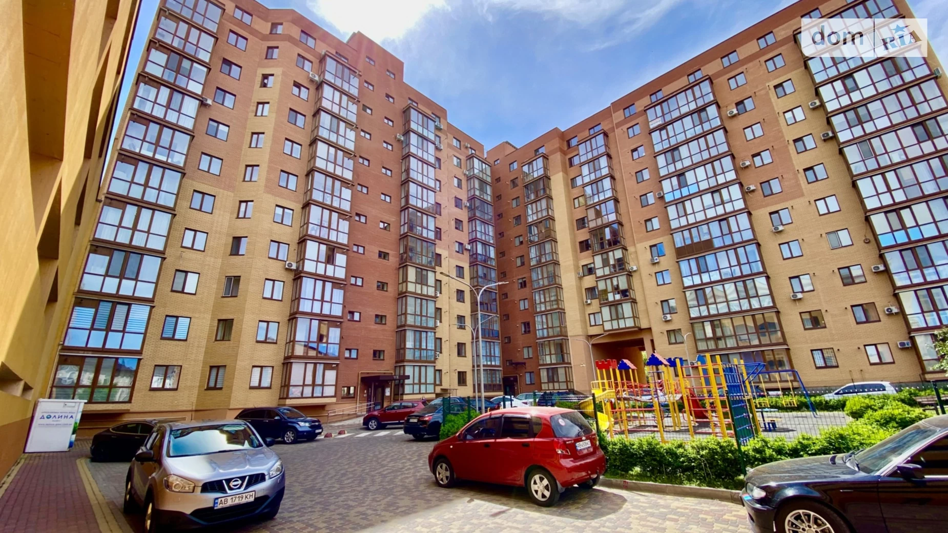 Продается 1-комнатная квартира 46 кв. м в Виннице, просп. Коцюбинского, 43В