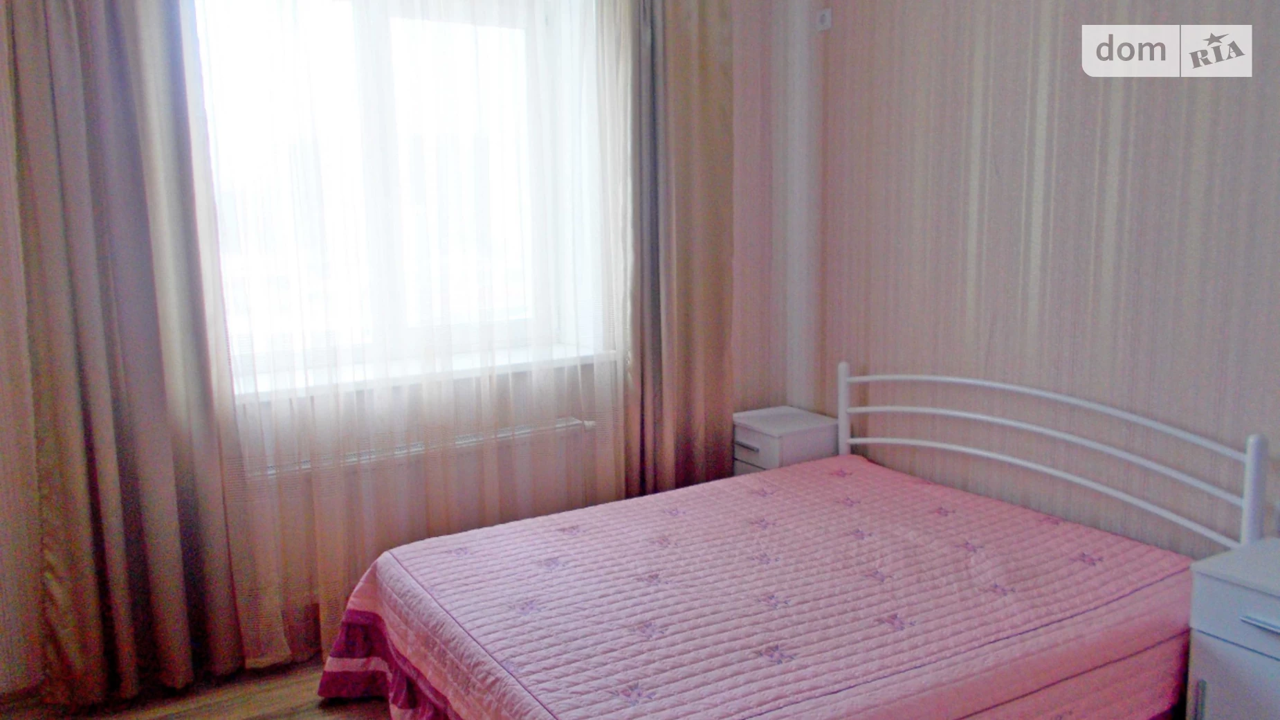 Продается 1-комнатная квартира 51 кв. м в Харькове, ул. Рогатинская Левада
