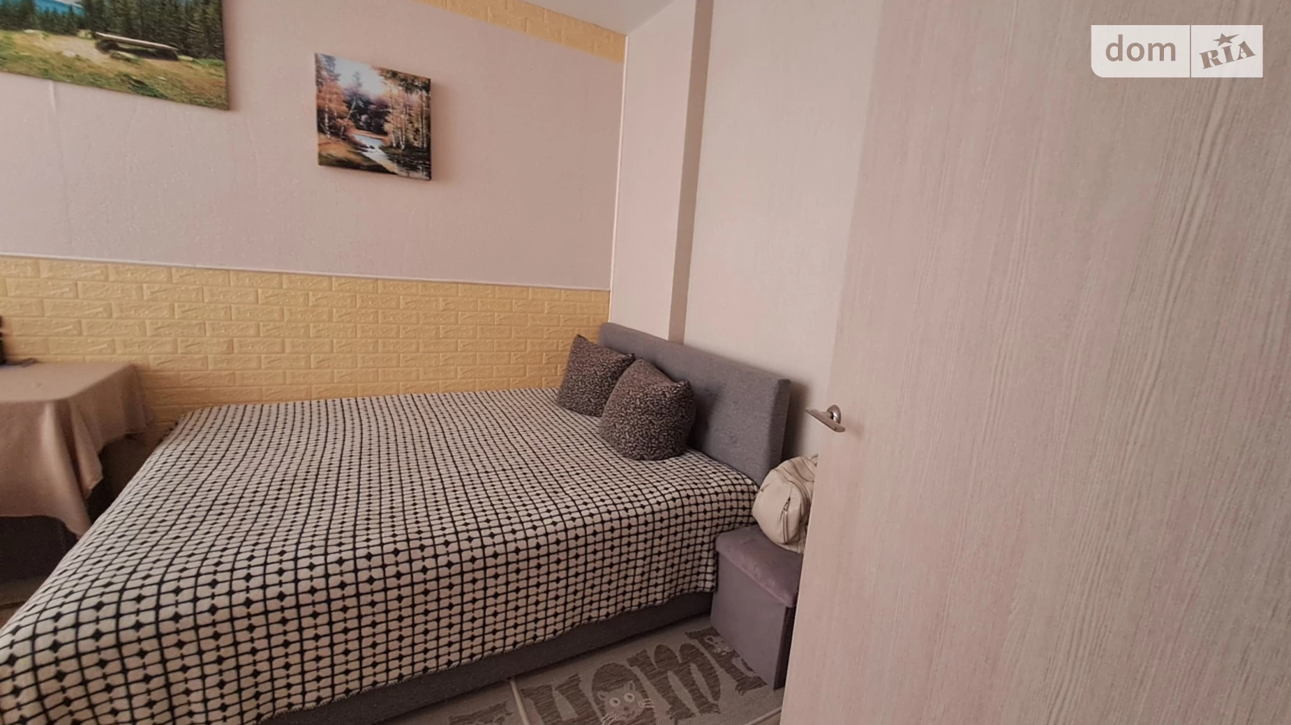 Продается 1-комнатная квартира 35 кв. м в Одессе, ул. Академика Воробьёва, 1Б