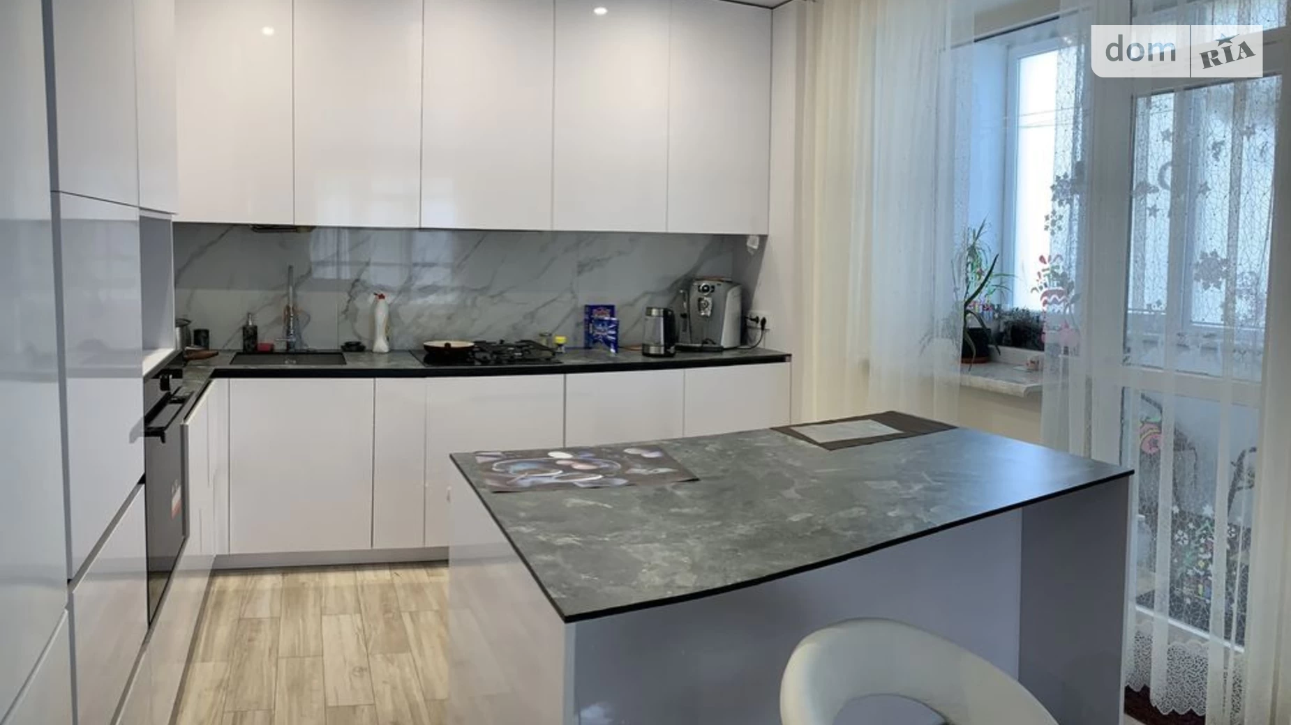 Продается 4-комнатная квартира 138 кв. м в Винниках, ул. Винная Гора - фото 2