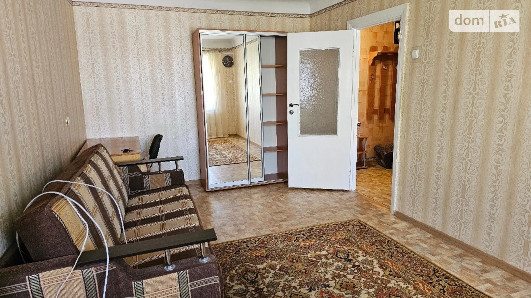 Продается 2-комнатная квартира 45 кв. м в Днепре, вул. Ирпенская(Абхазская), 4А