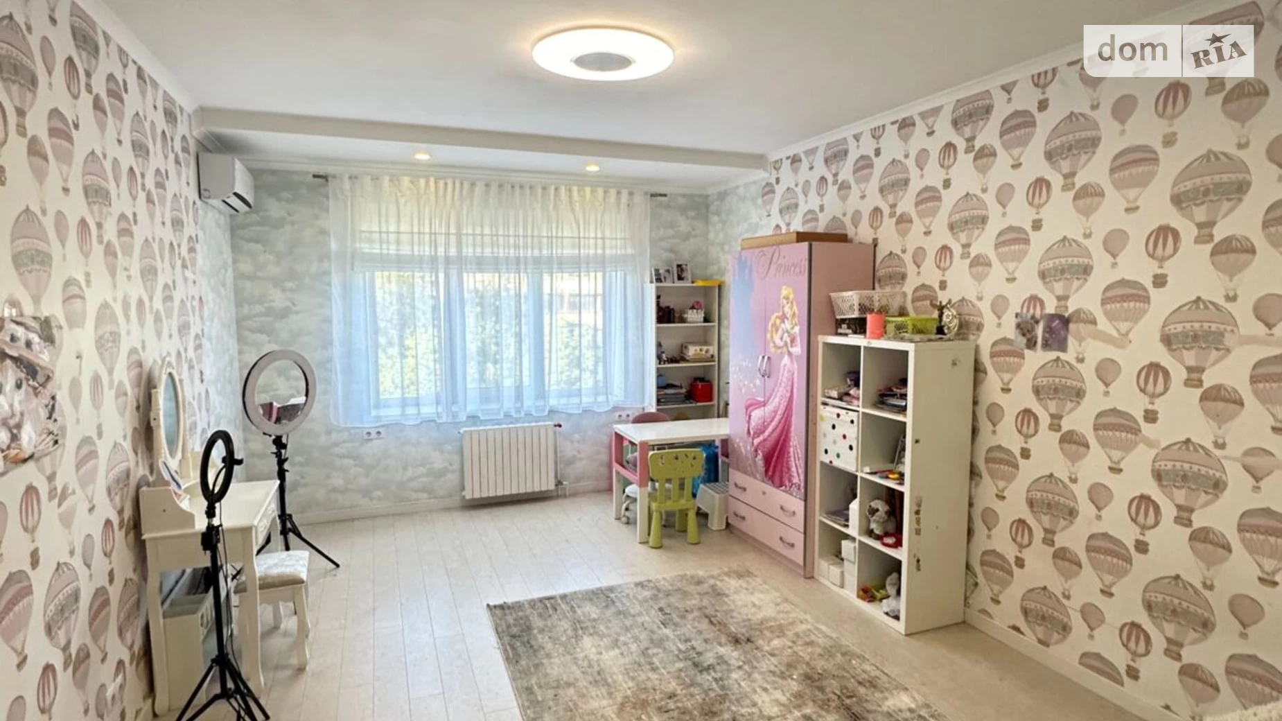 Продается 4-комнатная квартира 109 кв. м в Днепре, ул. Малиновского Маршала, 48А
