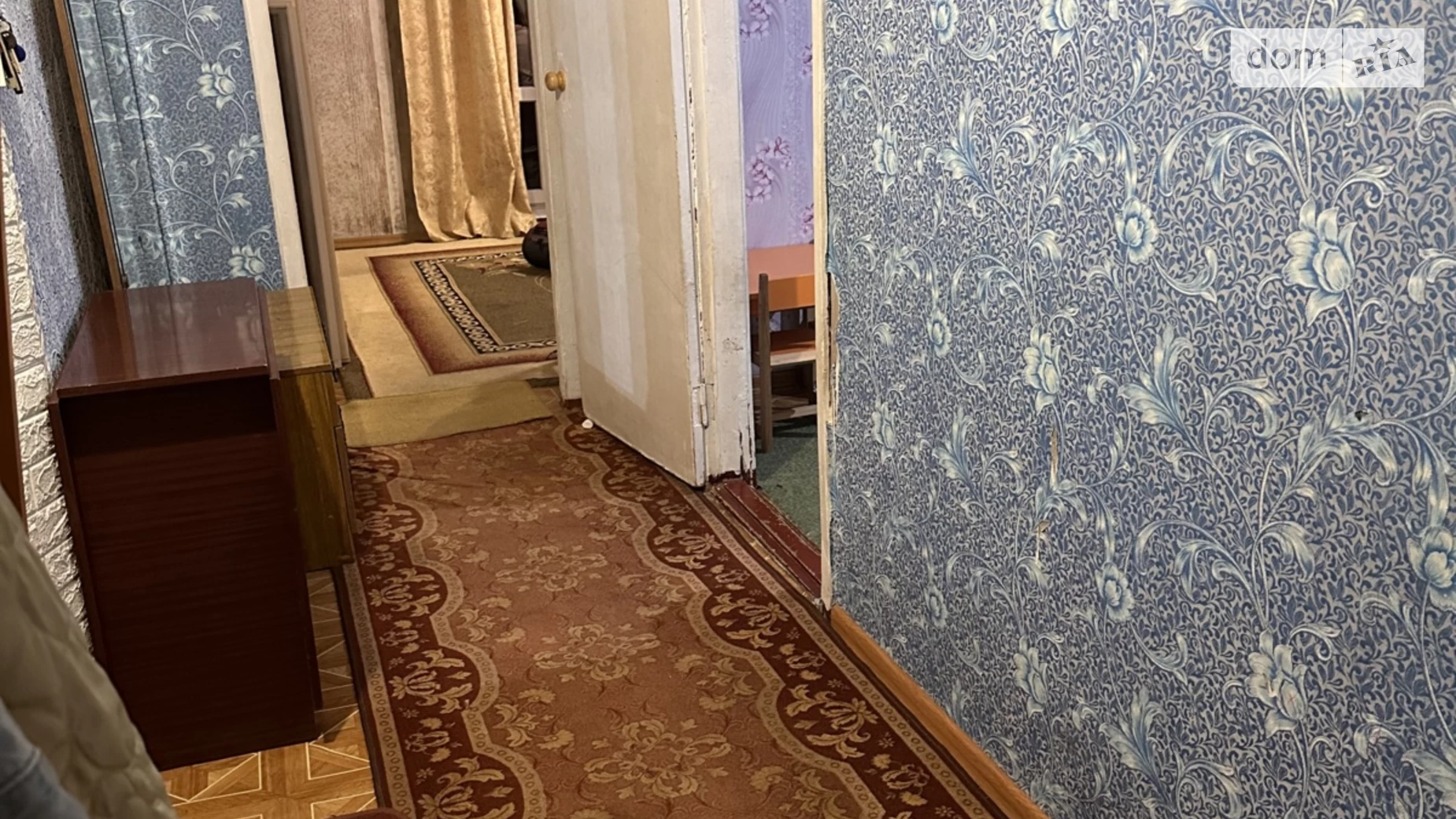 Продається 2-кімнатна квартира 50.4 кв. м у Першотравенську