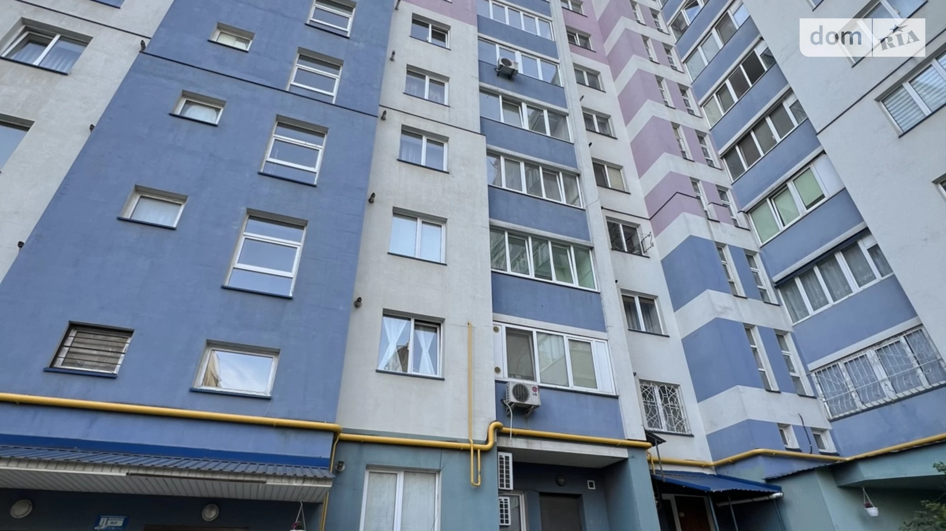 Продается 2-комнатная квартира 65 кв. м в Ивано-Франковске, ул. Симоненко Василия, 33А - фото 2