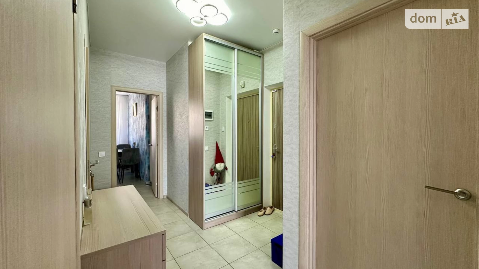 Продается 2-комнатная квартира 56 кв. м в Одессе, ул. Михаила Грушевского, 30В