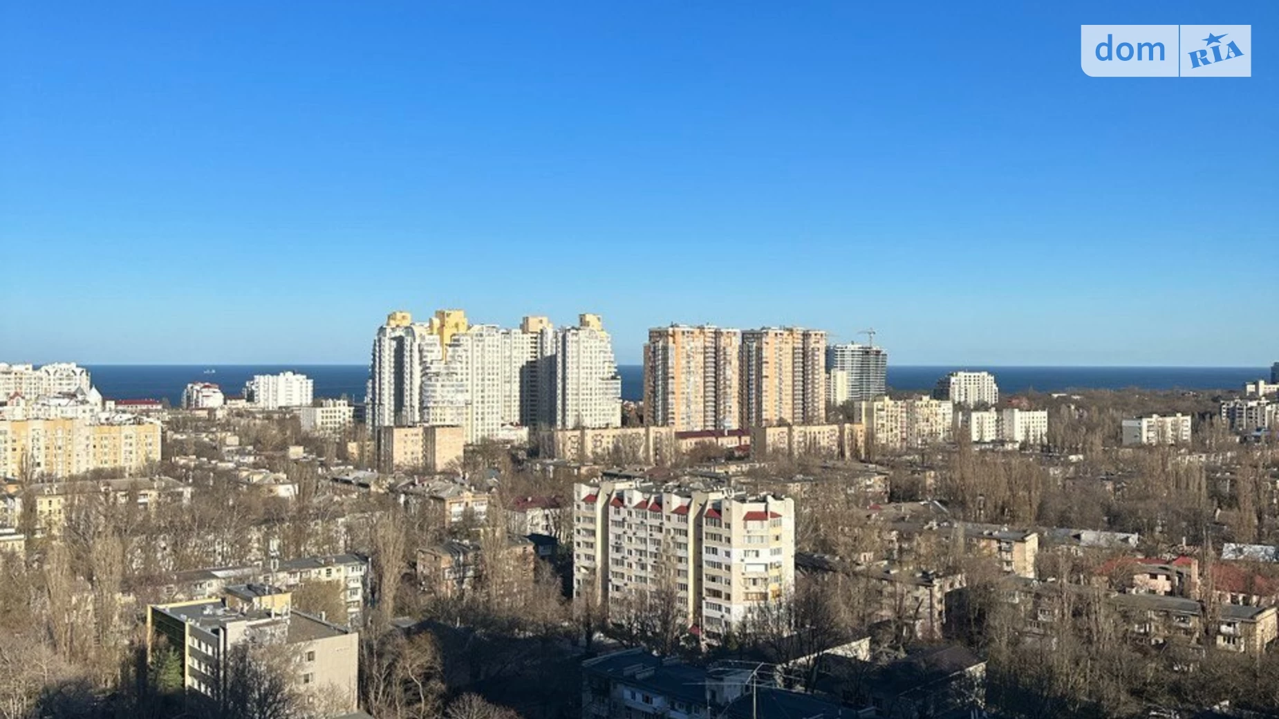Продается 3-комнатная квартира 100.3 кв. м в Одессе, просп. Гагарина, 19 корпус 2