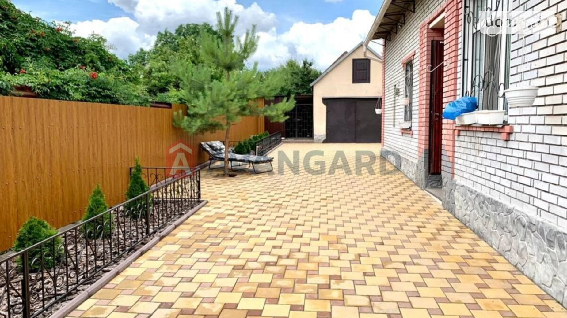 Продается одноэтажный дом 105 кв. м с камином, цена: 69999 $ - фото 5