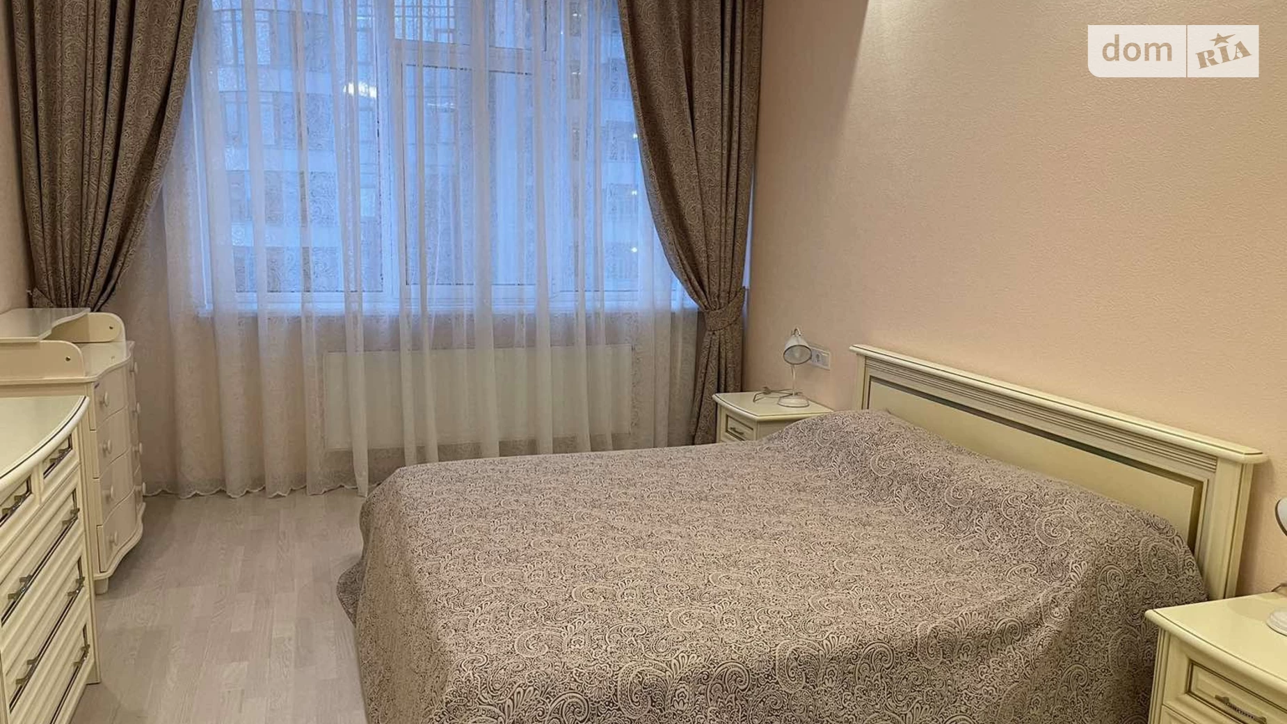 Продается 2-комнатная квартира 67 кв. м в Одессе, плато Гагаринское, 5А/1 - фото 2