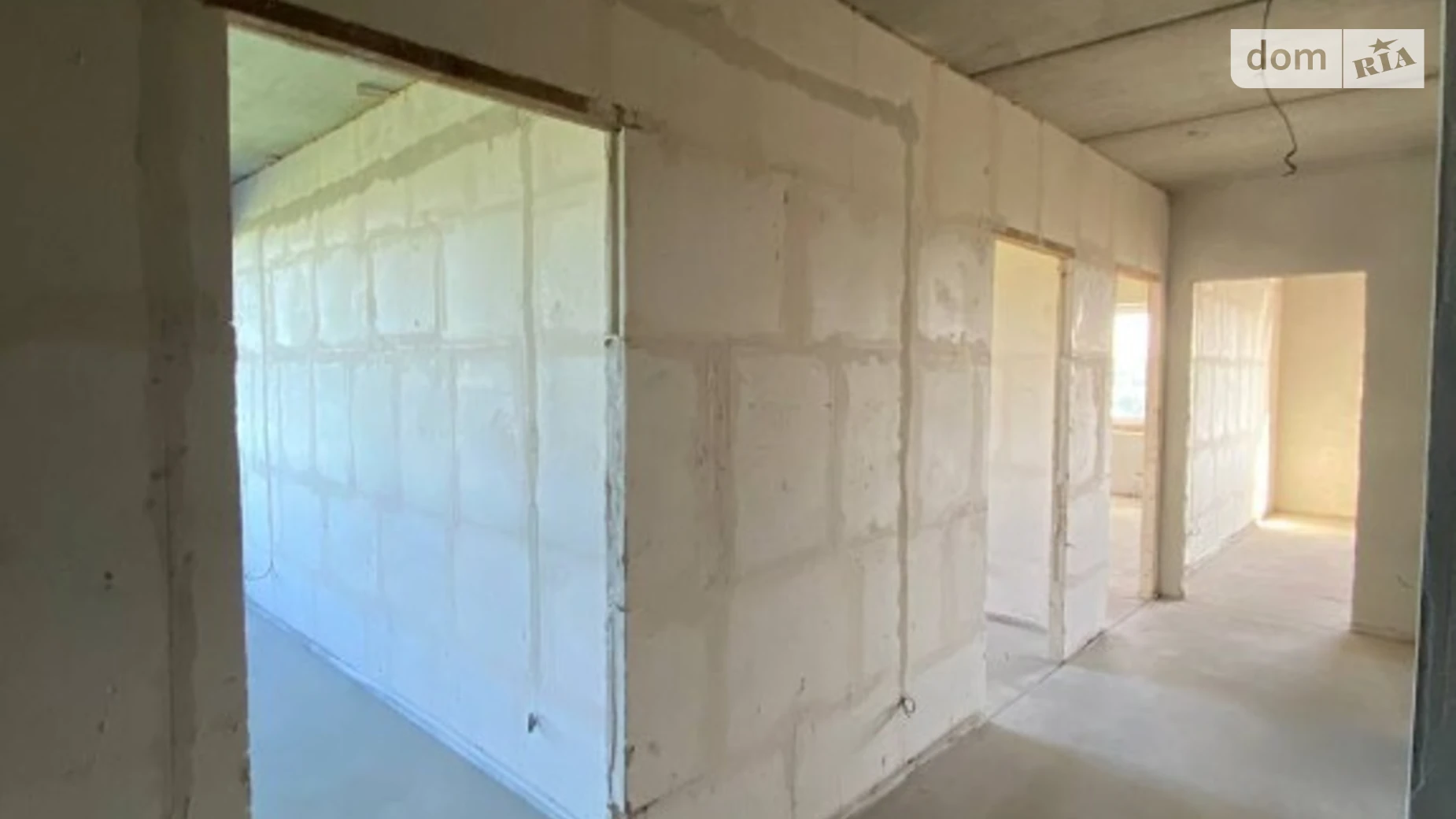 Продается 3-комнатная квартира 99.8 кв. м в, цена: 82000 $ - фото 2