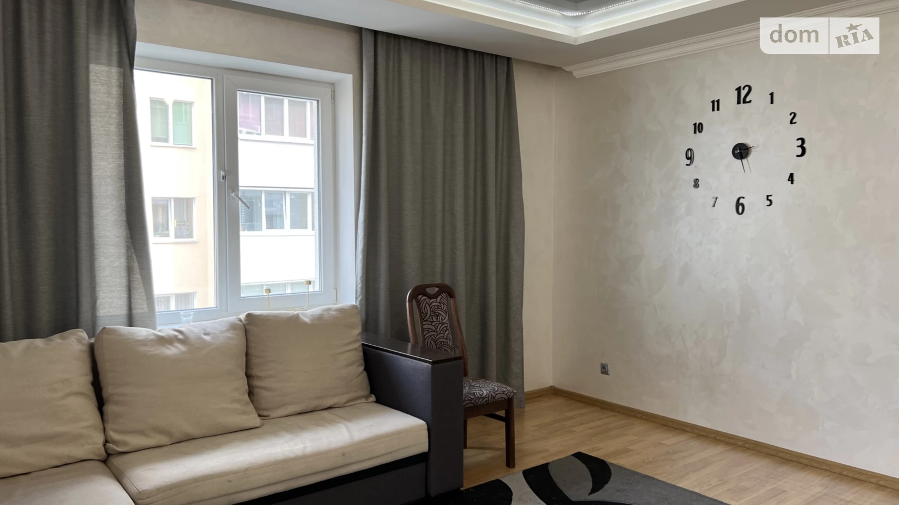 Продается 2-комнатная квартира 61.5 кв. м в Ирпене, ул. Лесная, 4Ж