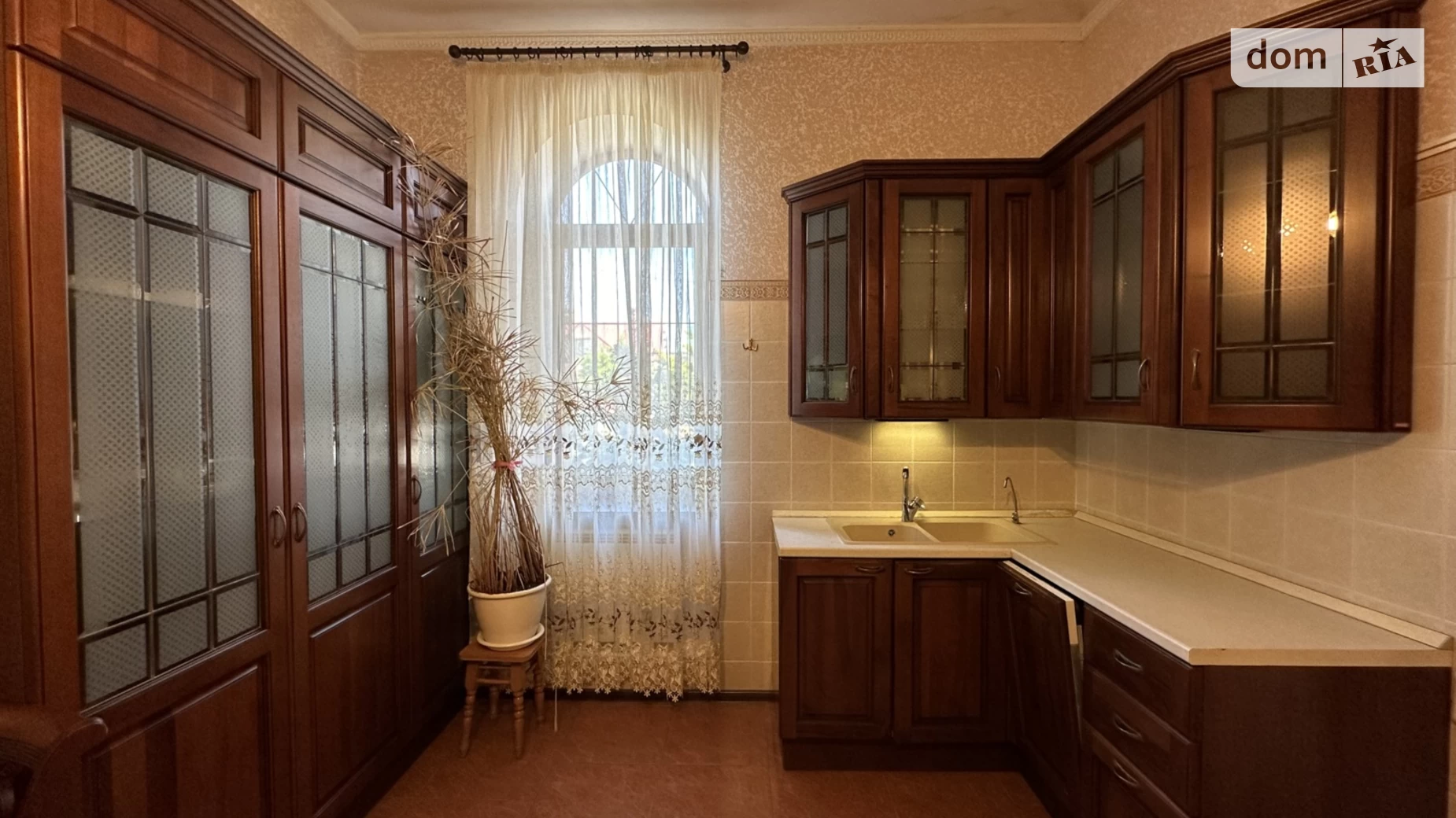 Сдается в аренду дом на 2 этажа 220 кв. м с верандой, цена: 1700 $ - фото 5