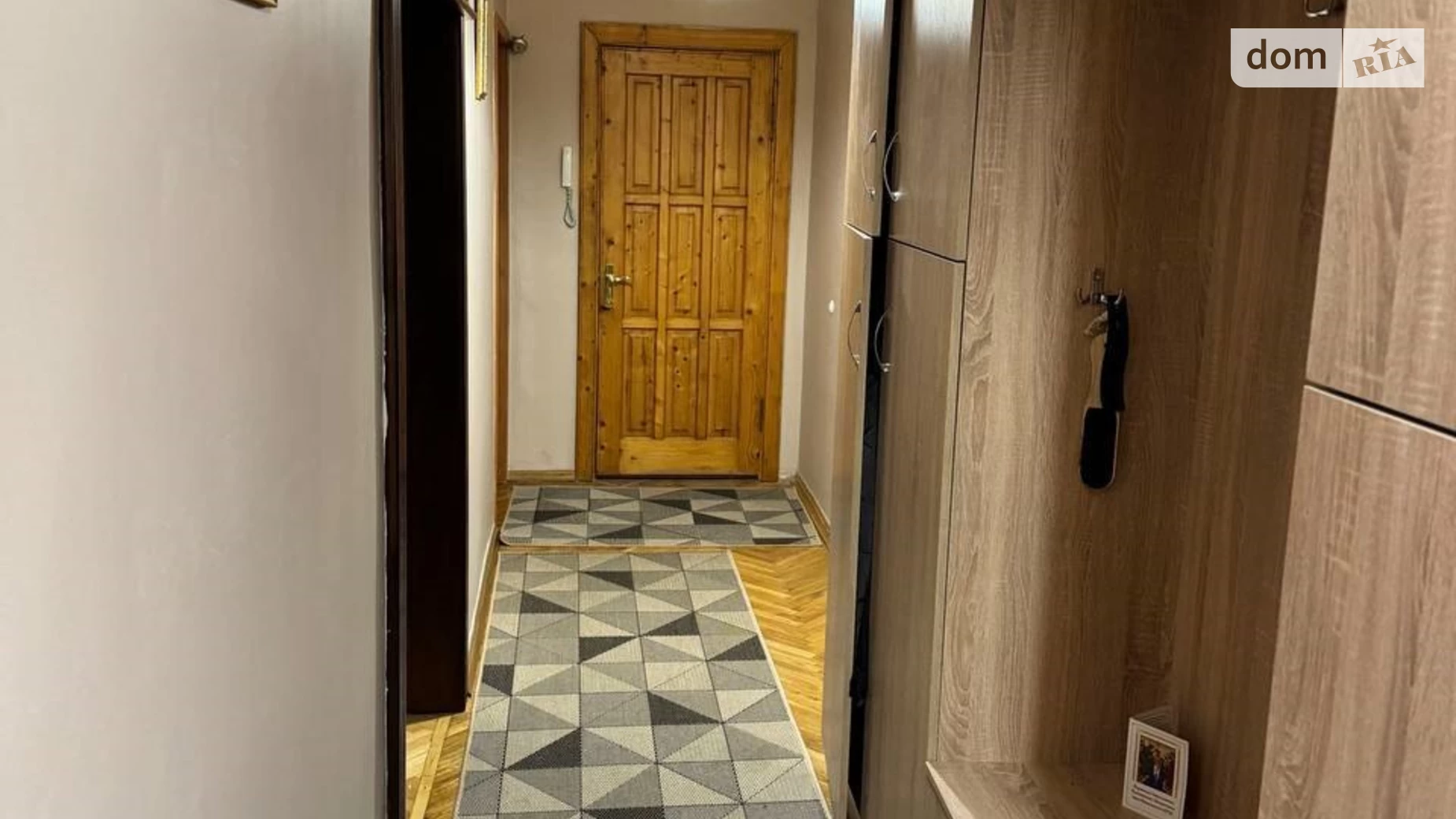 Продается 3-комнатная квартира 67.7 кв. м в Тысменице, пл. Рынок - фото 3