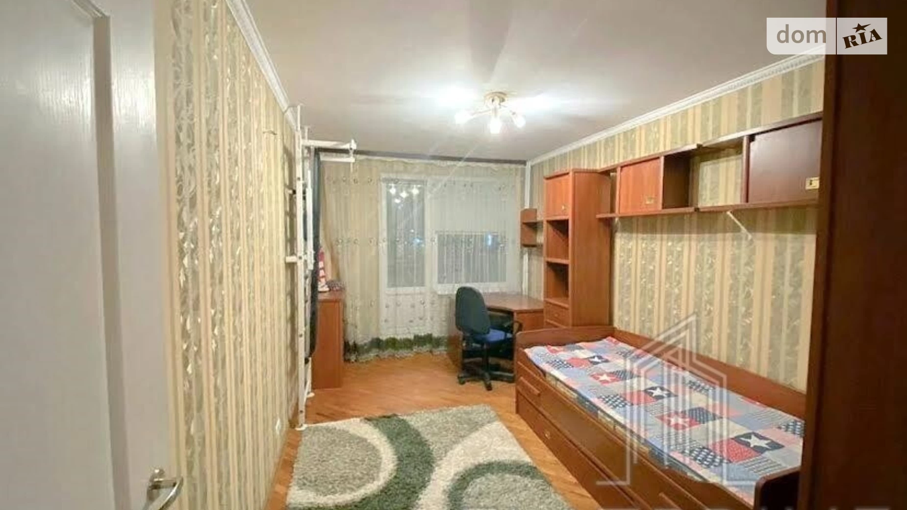 Продається 2-кімнатна квартира 71 кв. м у Києві, вул. Андрія Малишка, 25