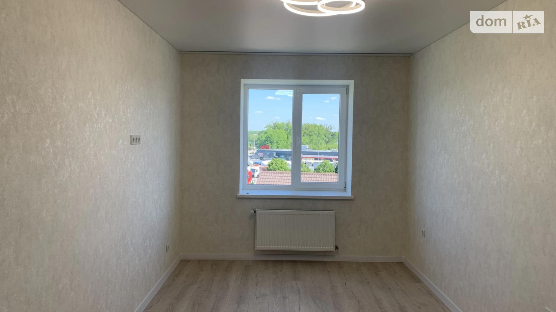 Продается 2-комнатная квартира 53 кв. м в Стрижавке, ул. Киевская, 224/2 - фото 2
