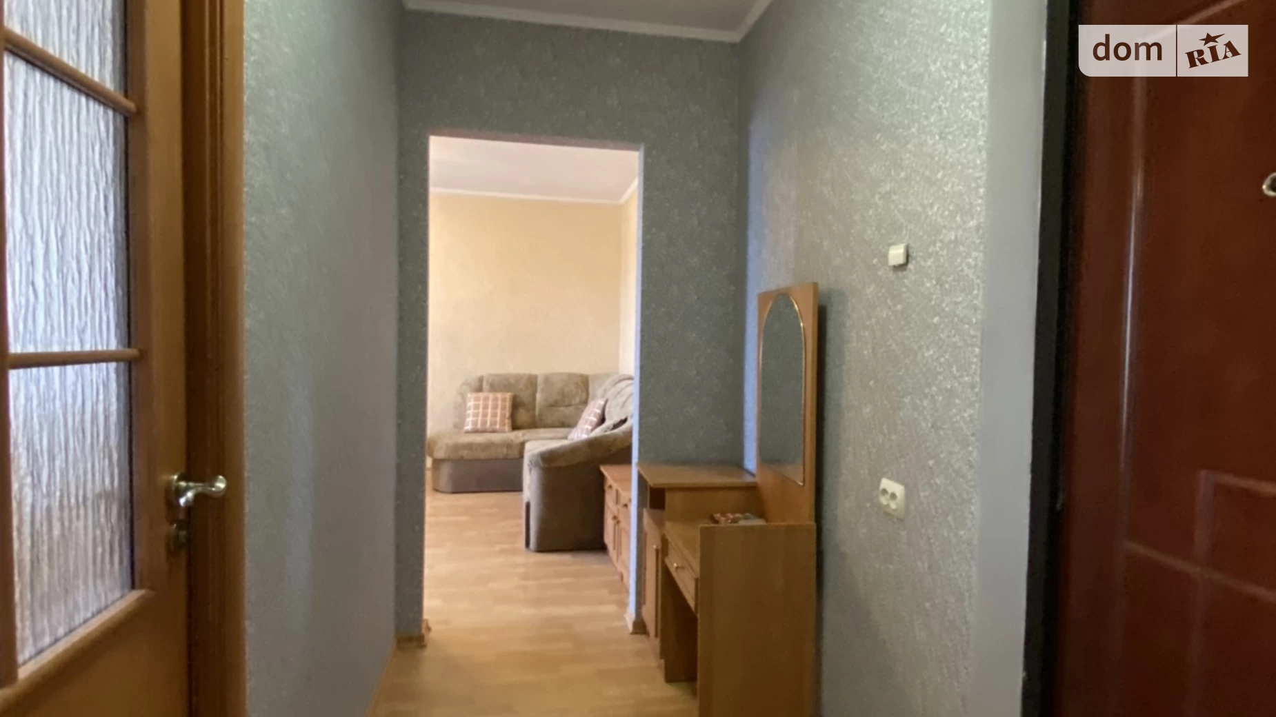 Продается 2-комнатная квартира 49 кв. м в Хмельницком, ул. Хмельницкого Богдана, 6