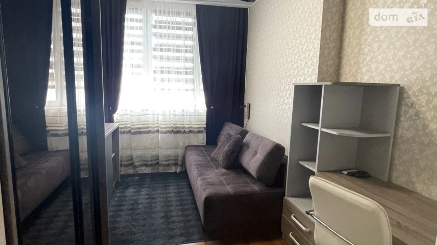 Продается 2-комнатная квартира 72 кв. м в Одессе, ул. Люстдорфская дорога, 55Ж