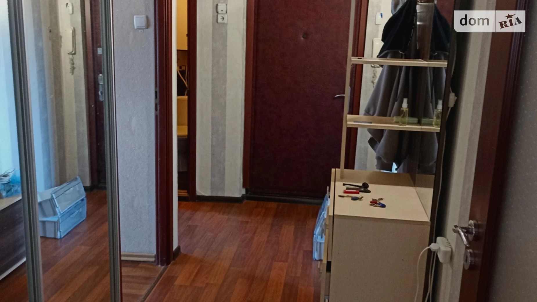 Продается 3-комнатная квартира 67.4 кв. м в Харькове, ул. Энвера Ахсарова, 1Б