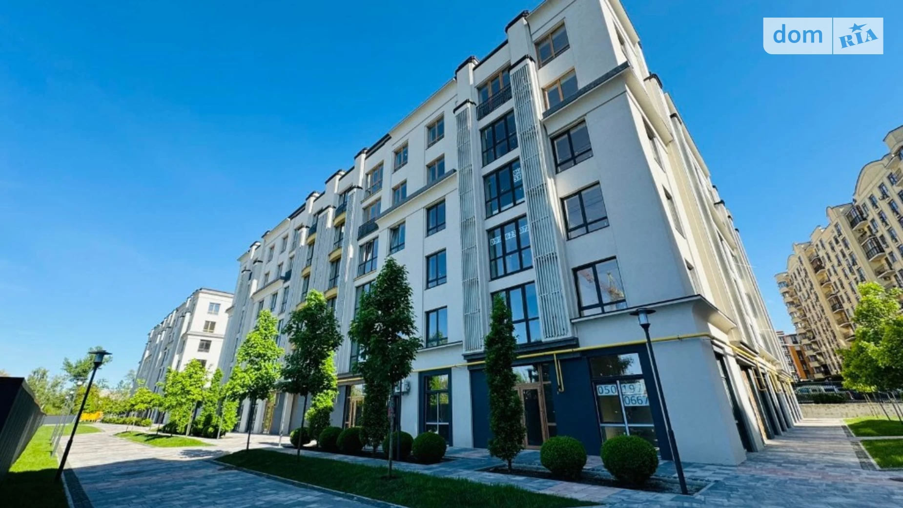 Продается 1-комнатная квартира 37 кв. м в Ирпене, ул. Николая Сингаевского(Новооскольская), 2