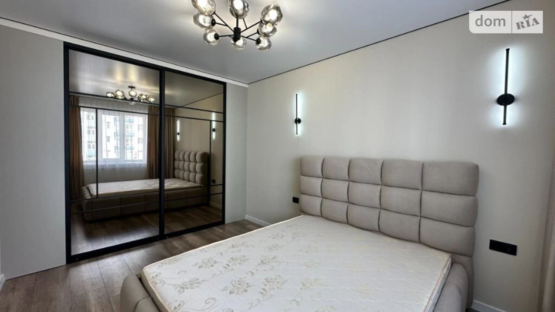 Продается 1-комнатная квартира 41 кв. м в Ивано-Франковске, ул. Высочана Семена - фото 5